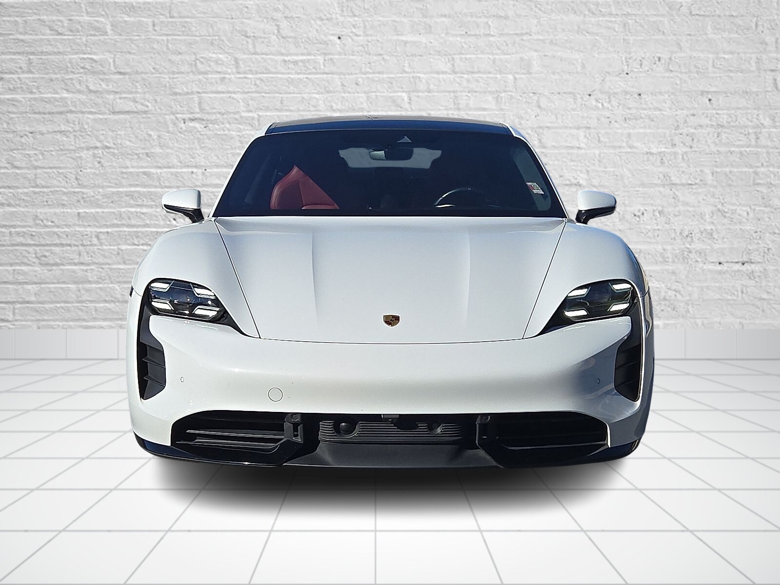2020 Porsche Taycan Turbo photo 2