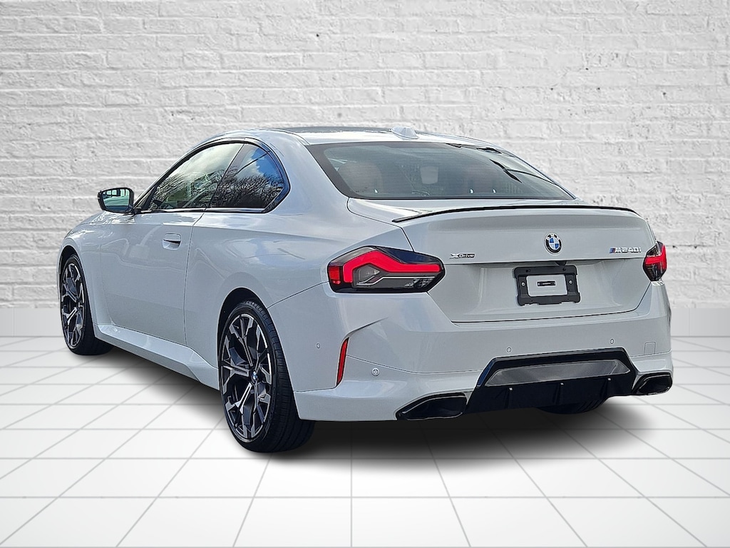 New 2025 BMW M240i xDrive Coupe