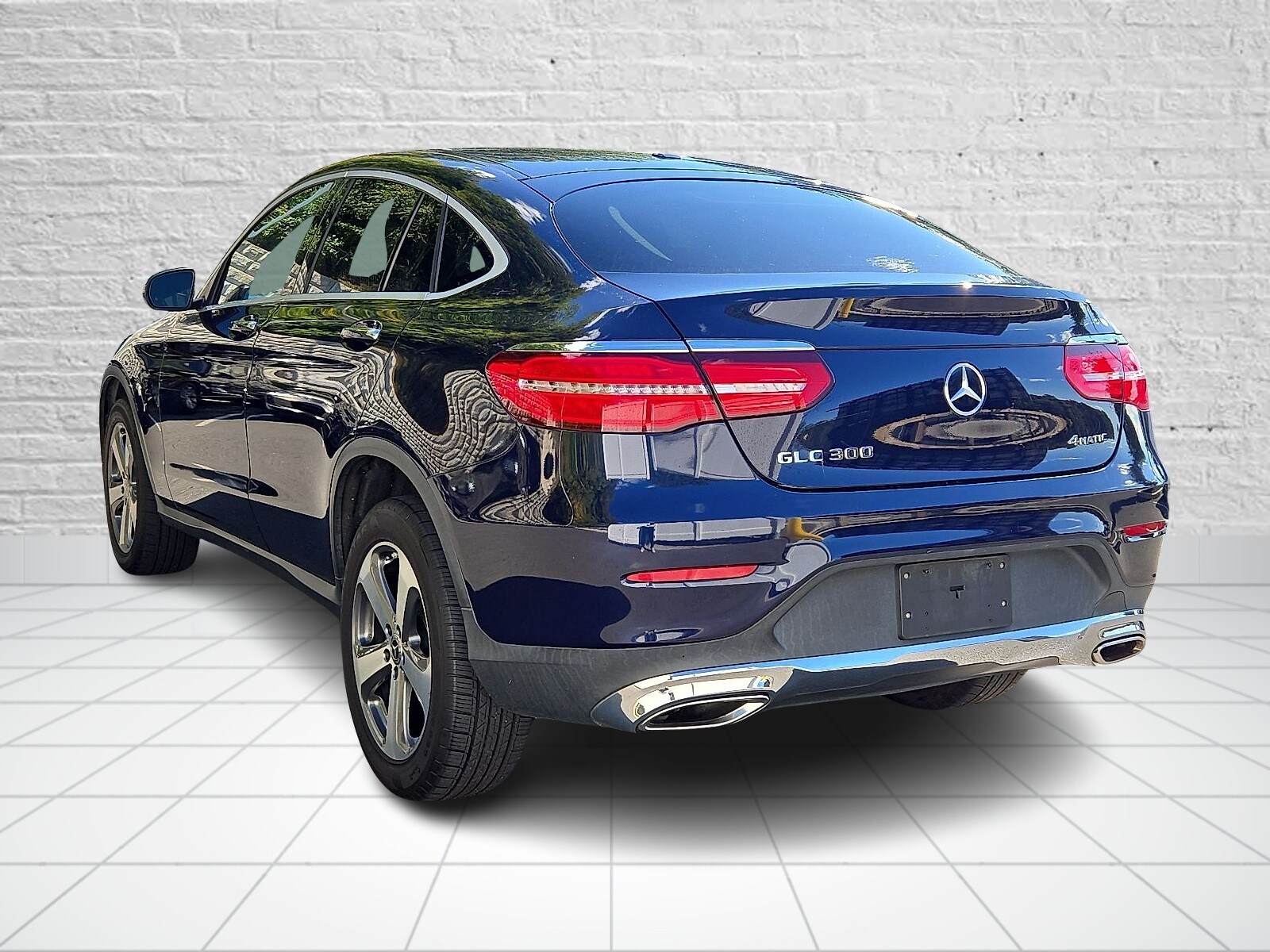 2018 Mercedes Benz GLC 300 4MATIC Coupe photo 4