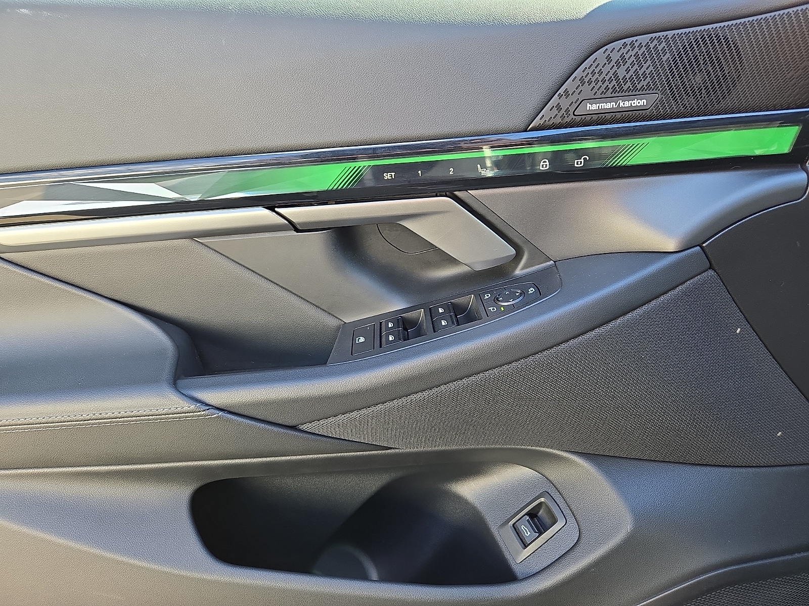 2024 BMW i5 40 - Photo 13