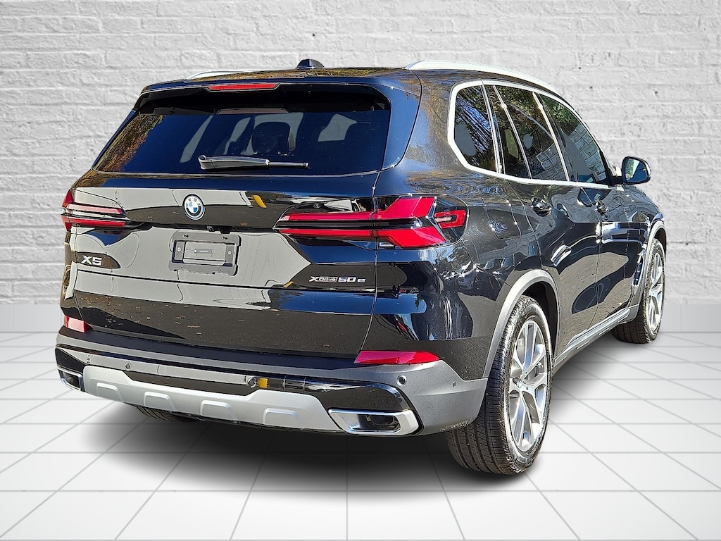 New 2026 BMW X5 PHEV xDrive50e SUV