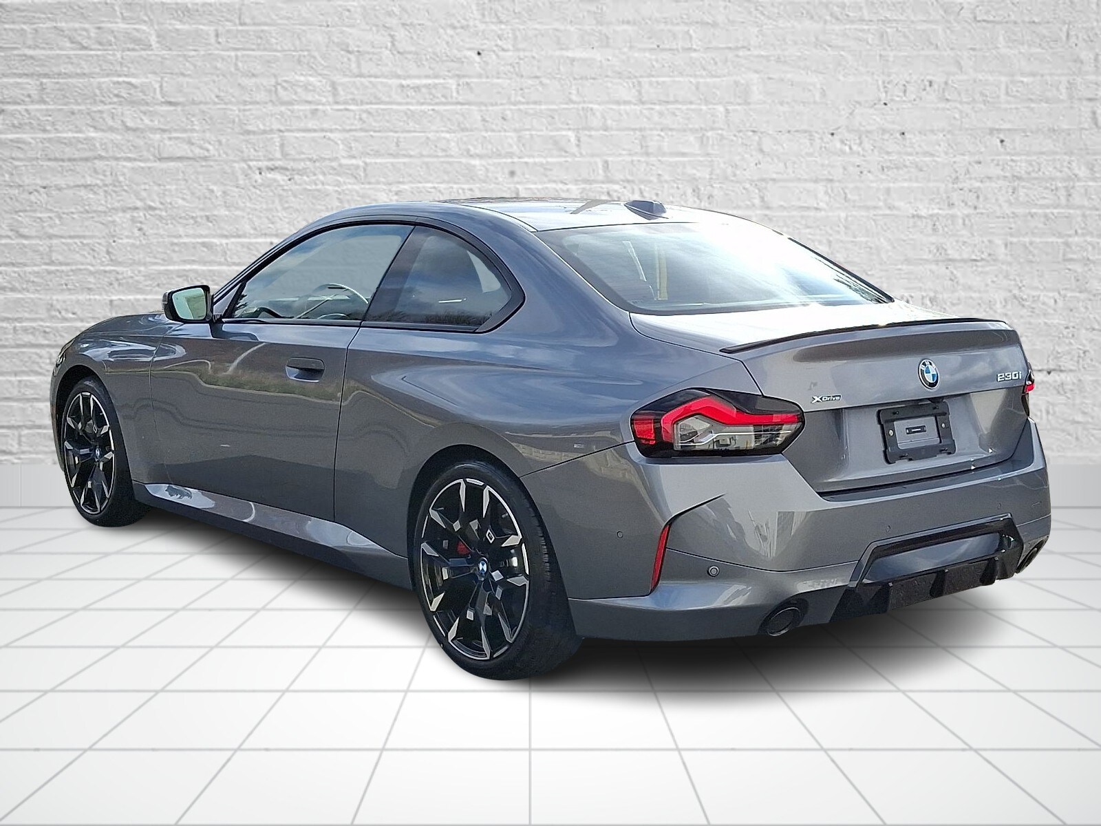 2025 Bmw 230i xDrive photo 4