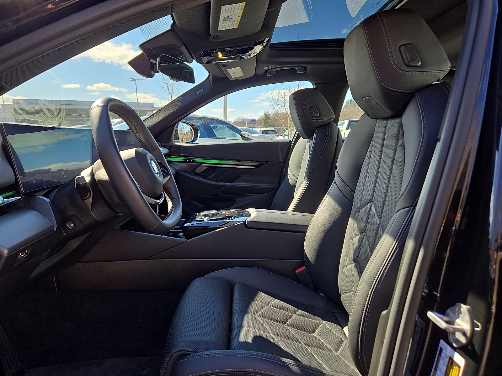 2024 BMW i5 40 - Photo 14