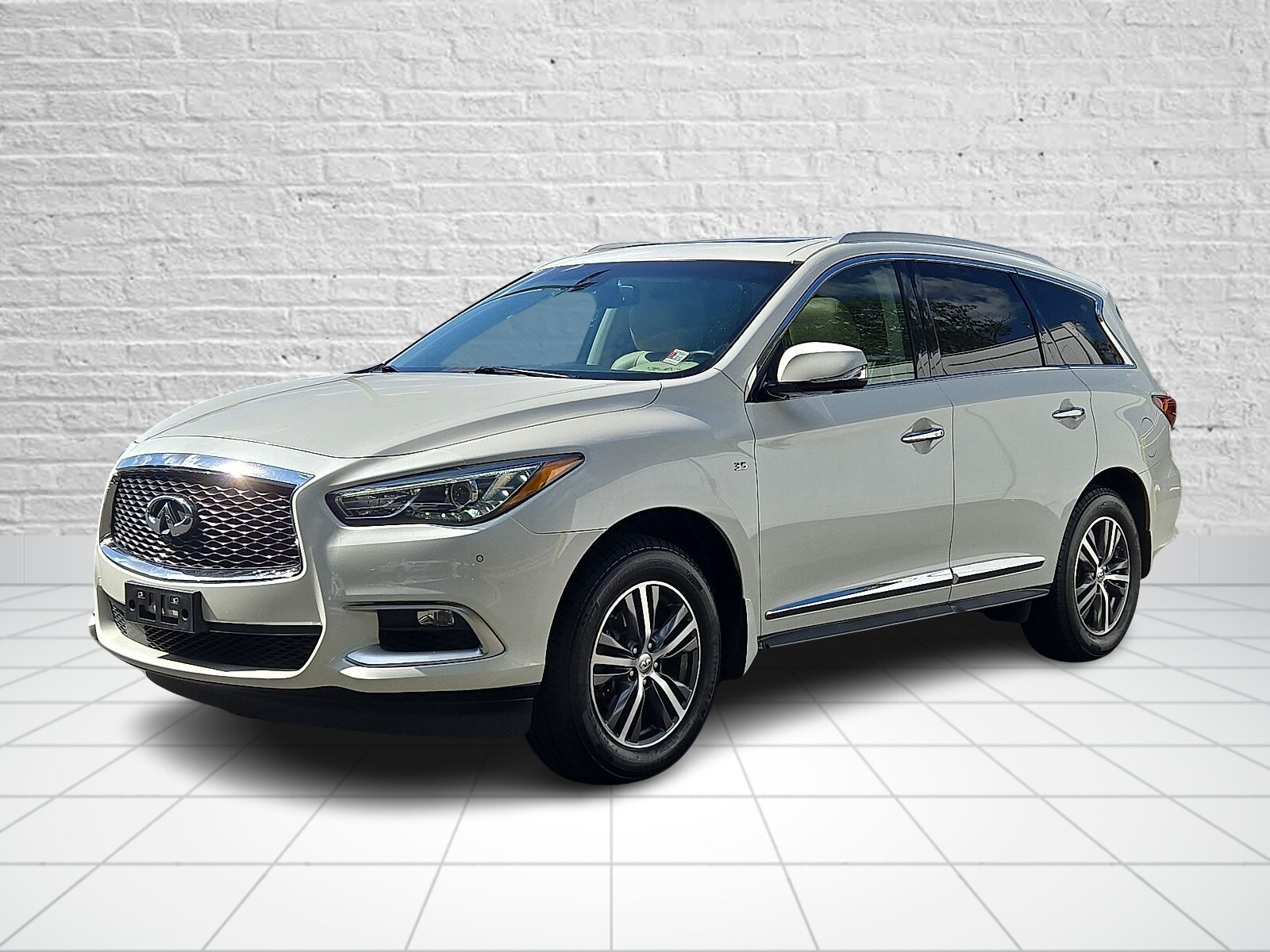2016 Infiniti QX60 3.5 photo 3