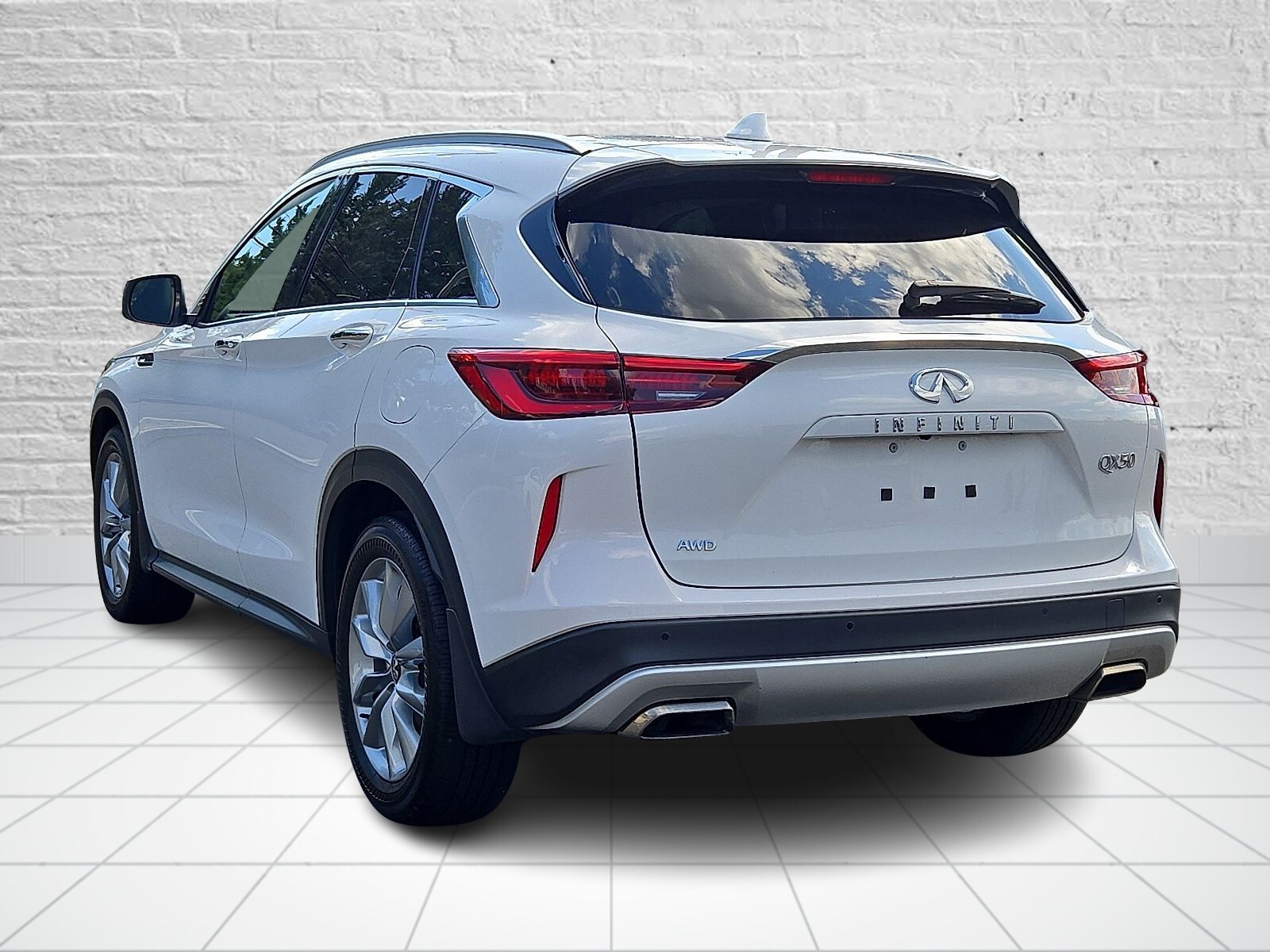2021 Infiniti QX50 Luxe photo 4
