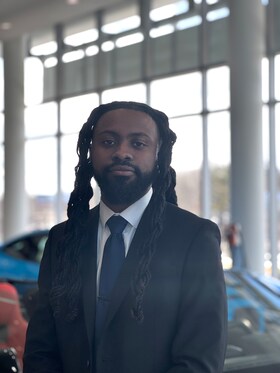 Staff member Ondre Canzius from 8e78f7a4c5a3