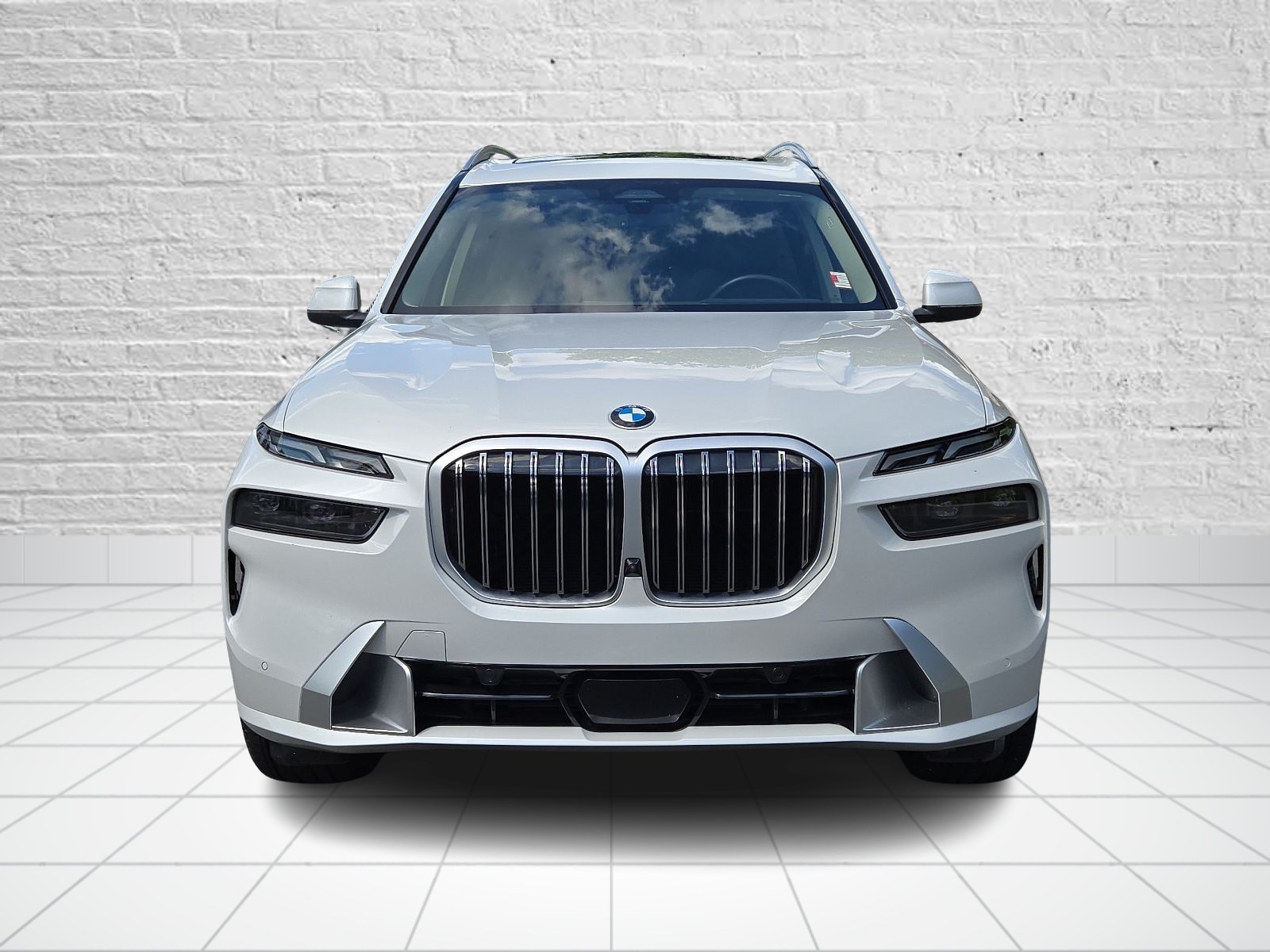 Used 2024 BMW X7 40i with VIN 5UX23EM09R9T26247 for sale in Waterbury, CT