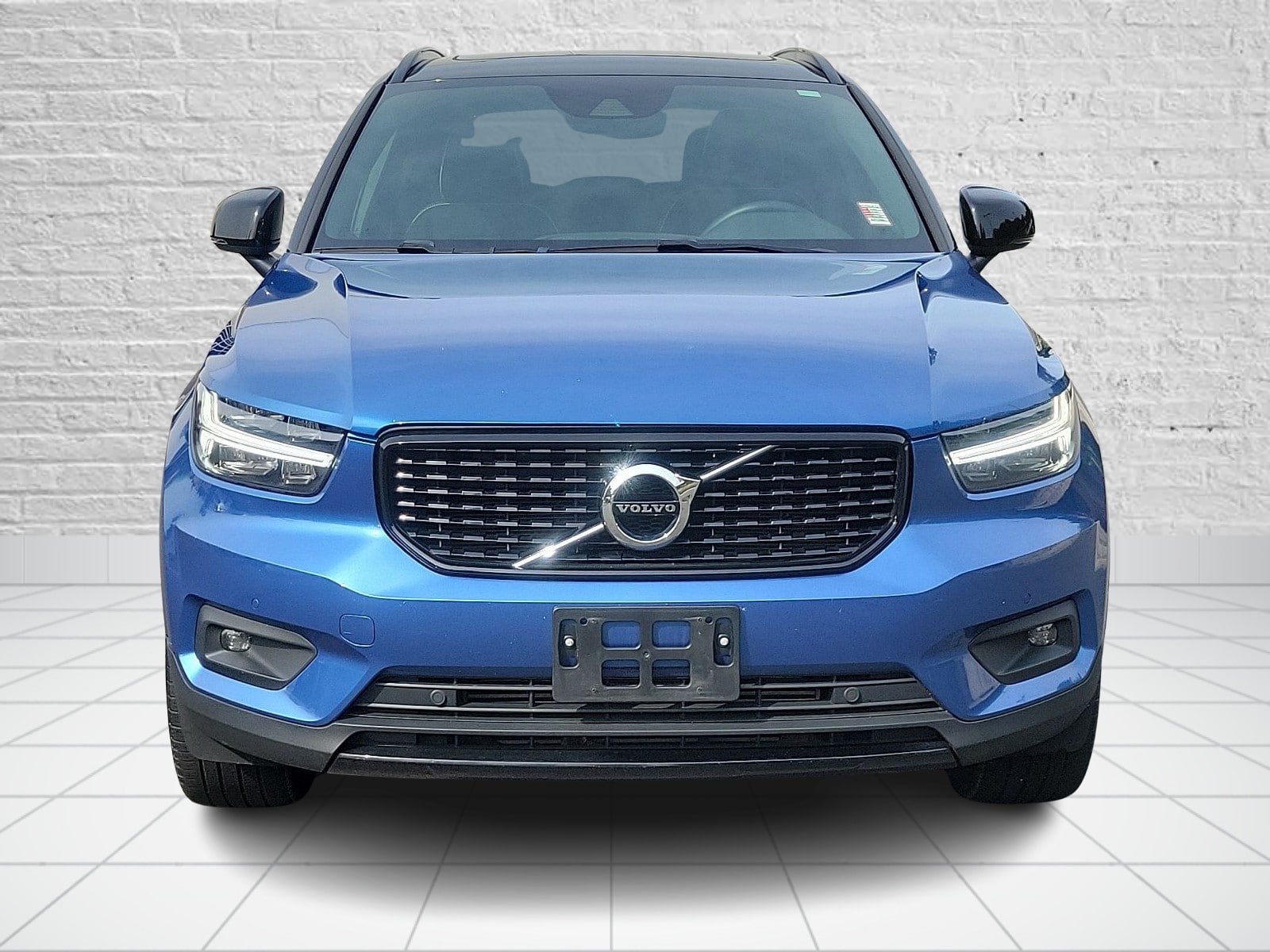 Used 2021 Volvo XC40 R-Design with VIN YV4162UM8M2474054 for sale in Waterbury, CT