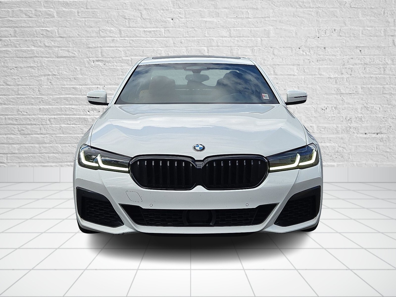 2023 Bmw M550i xDrive photo 2