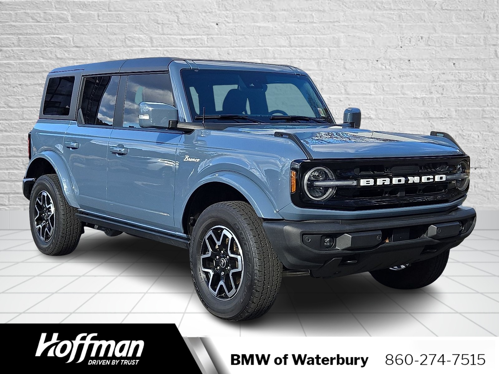 2023 Ford Bronco 4-Door Outer Banks's photo