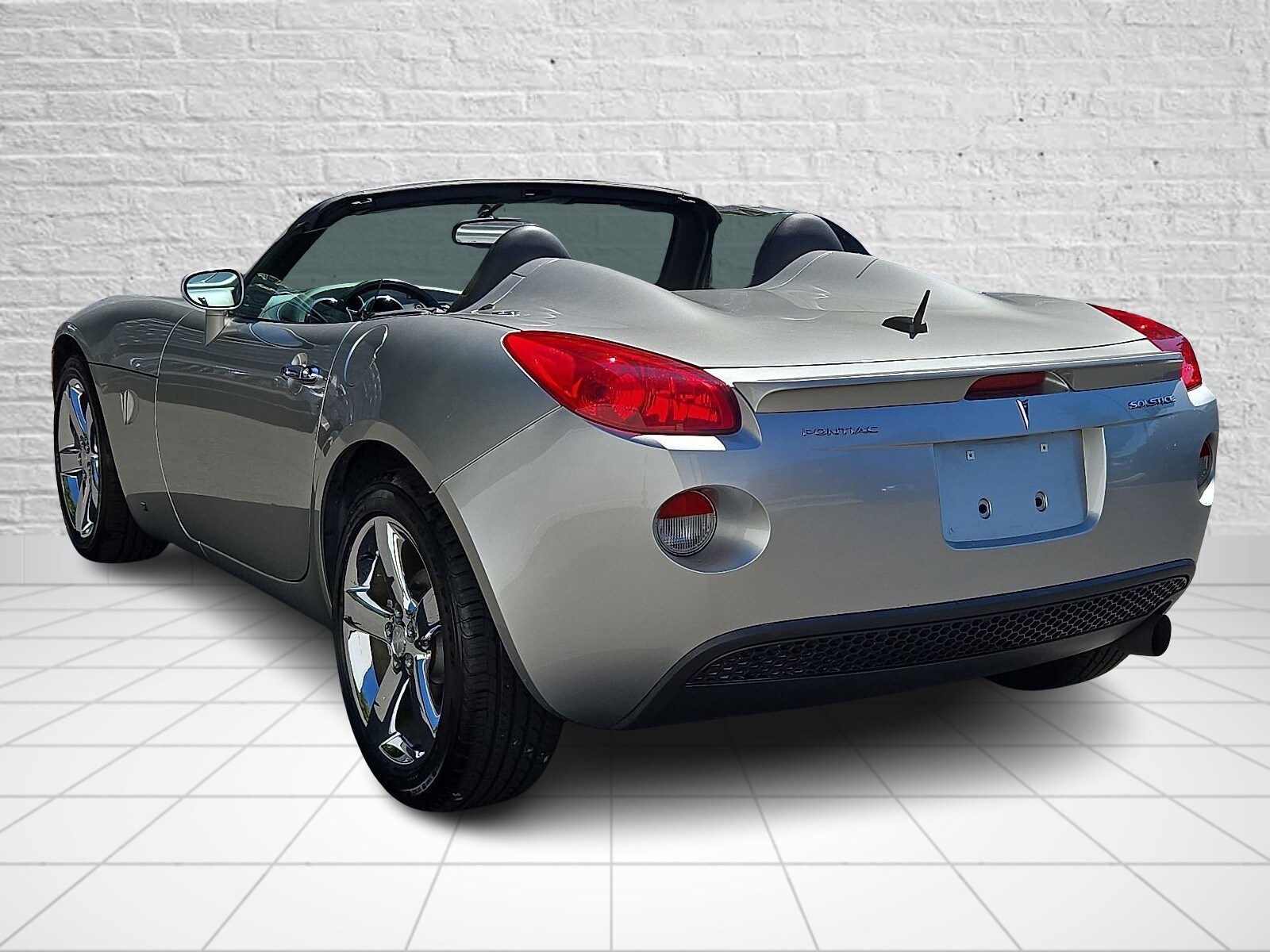 2007 Pontiac Solstice Base Convertible photo 4