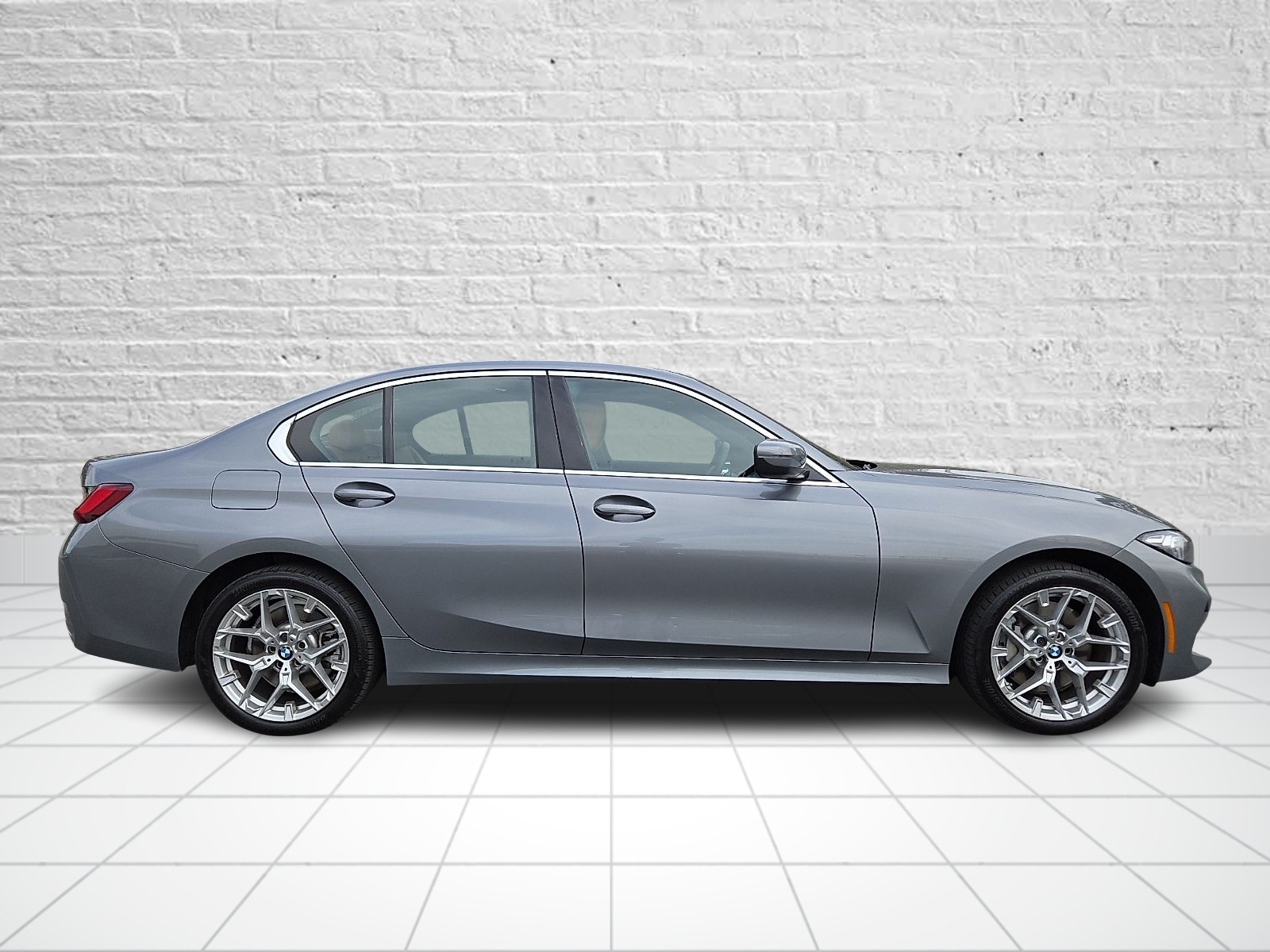 2025 BMW 3 Series 330i - Photo 7
