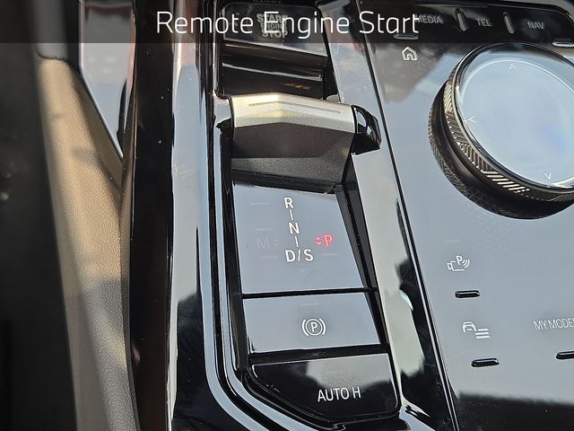 2026 BMW 5 Series 530i - Photo 8