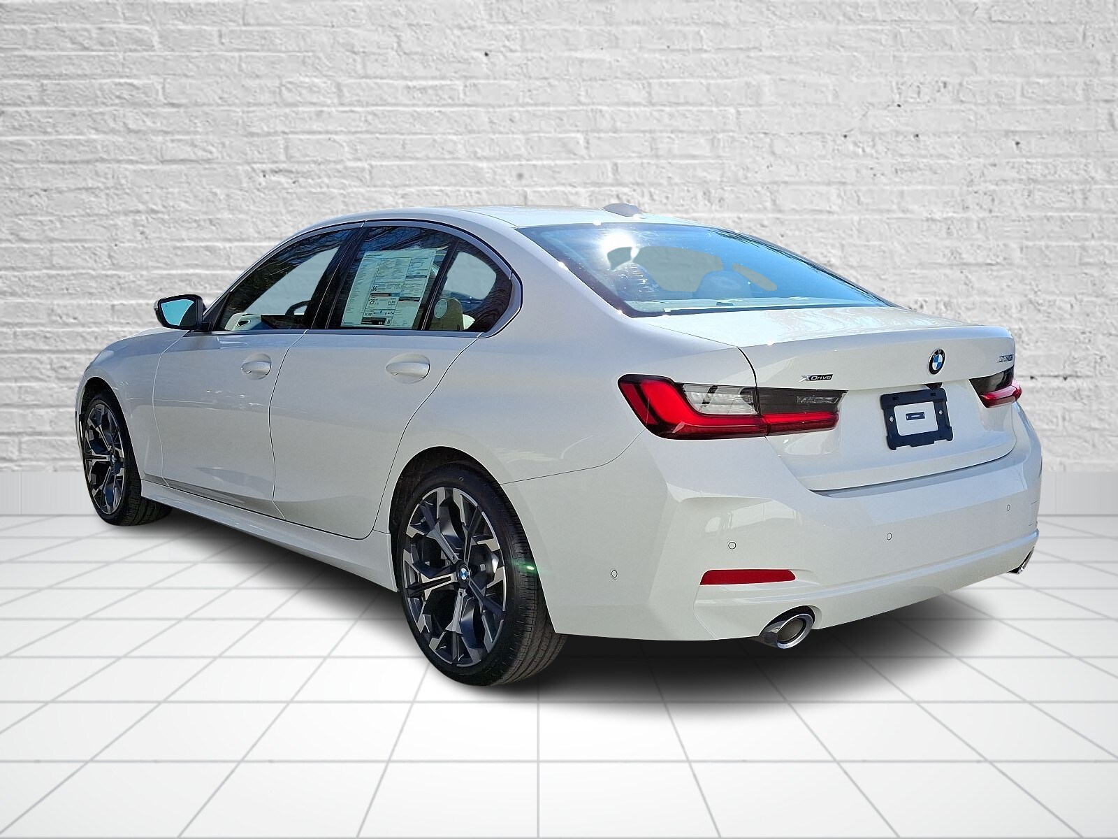 2025 Bmw 330i photo 3