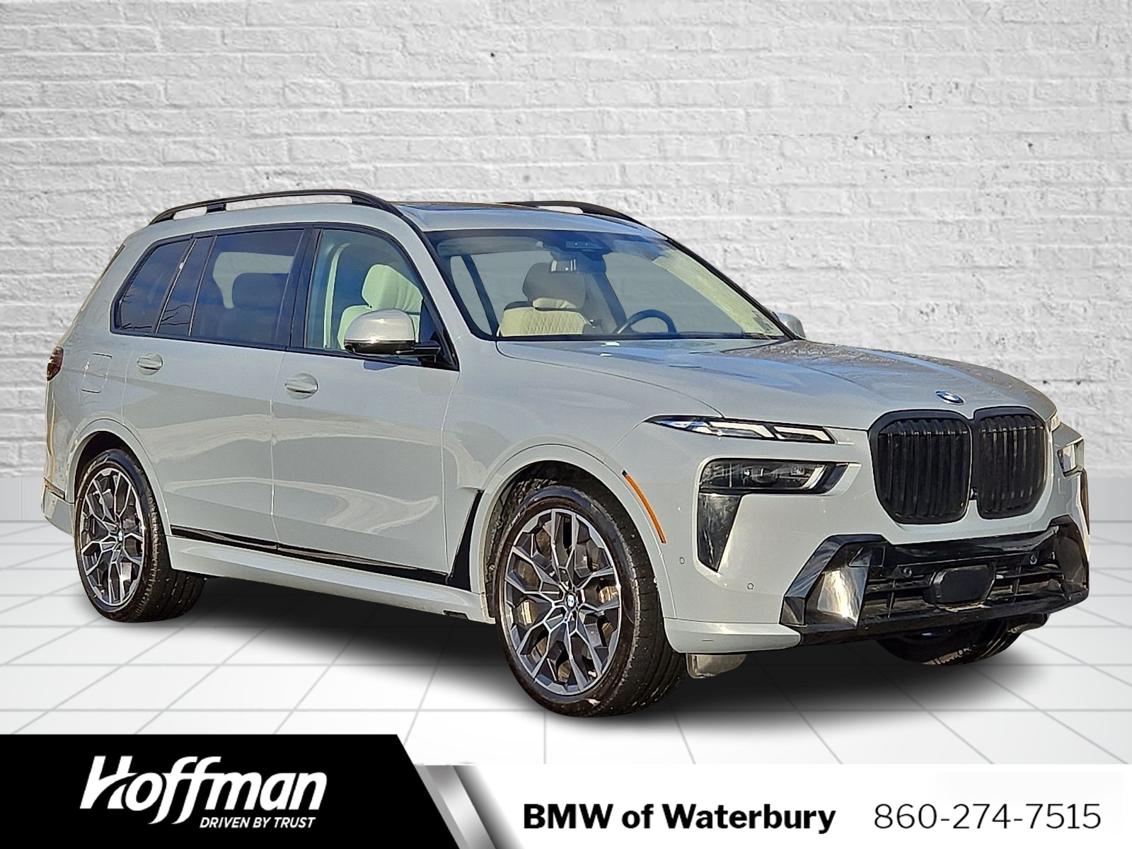 2024 BMW X7 40i's photo