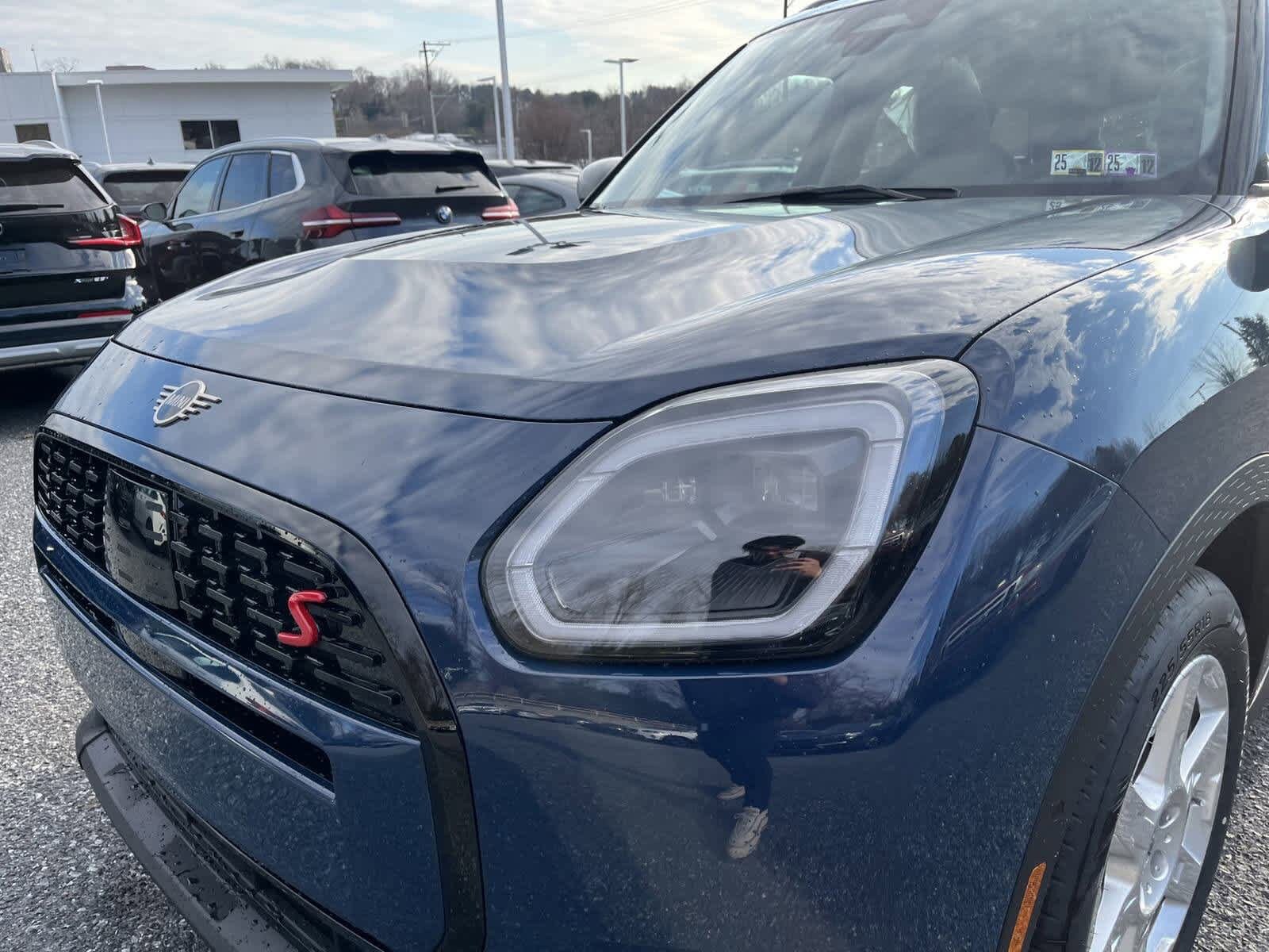 2025 Mini Cooper S ALL4 photo 2