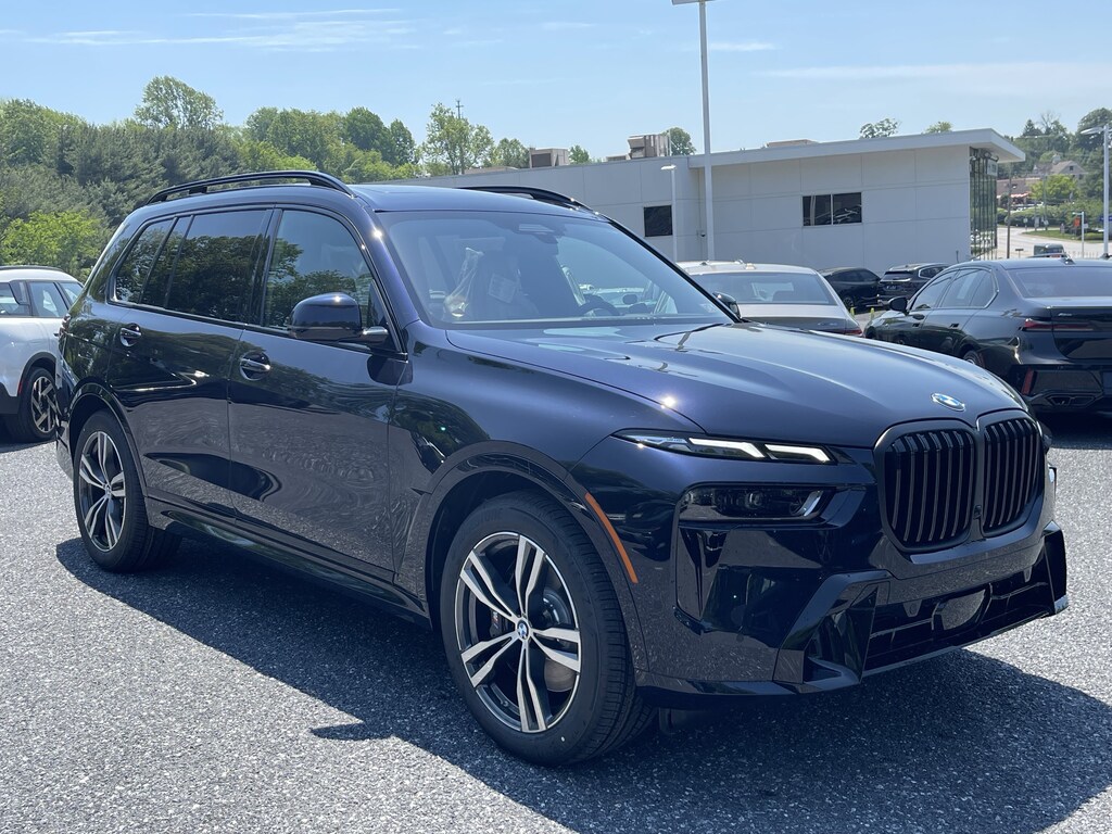 New 2027 BMW X7 xDrive40i SUV
