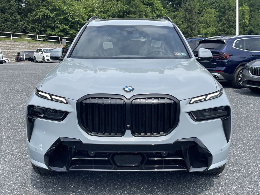 New 2027 BMW X7 xDrive40i SUV