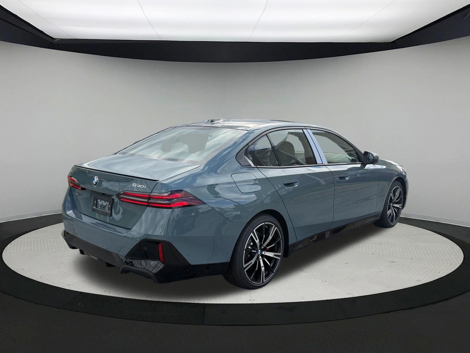 New 2027 BMW 530i xDrive Sedan
