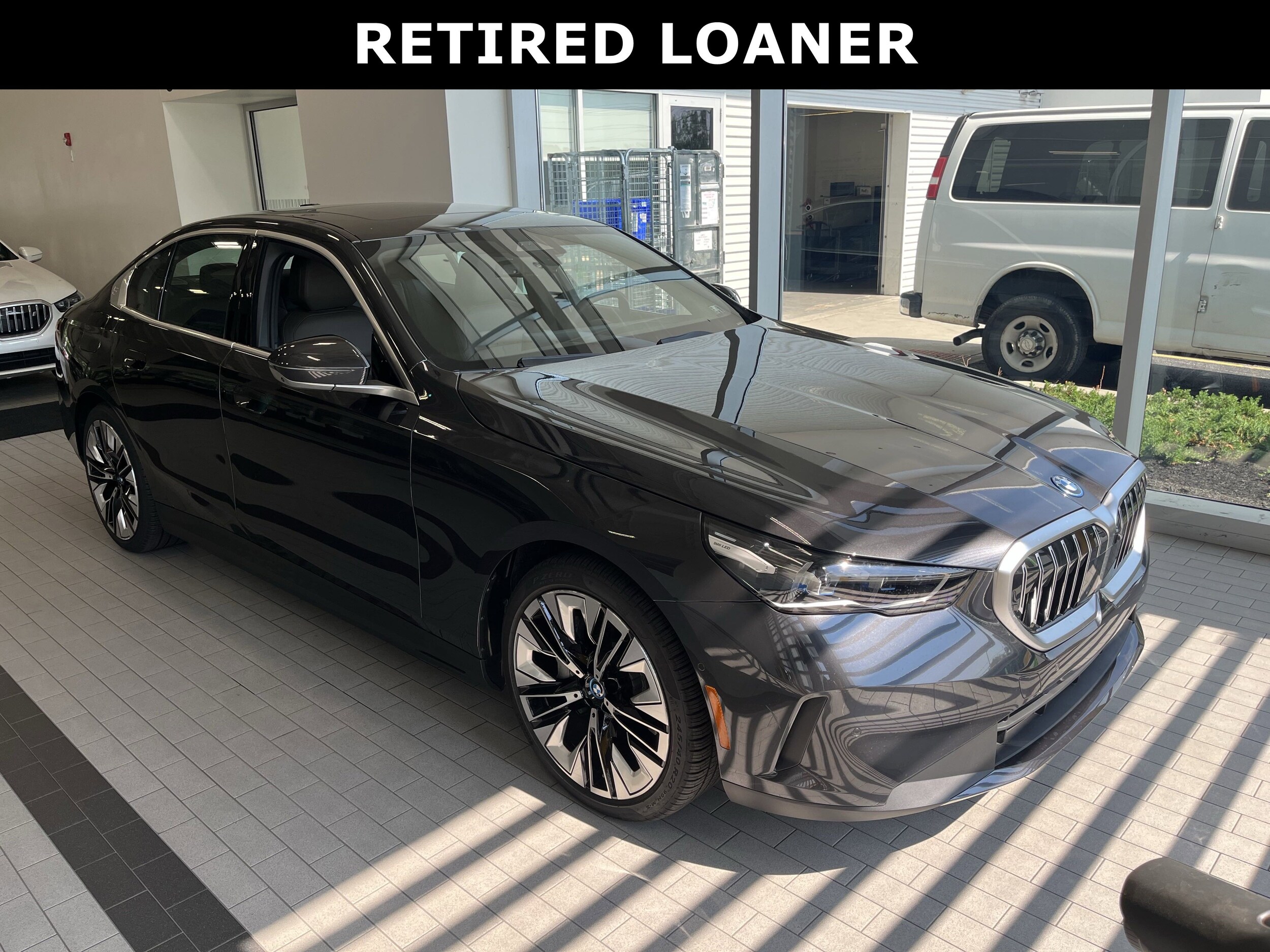 2025 Bmw i5 Hardtop 2 Door photo 2