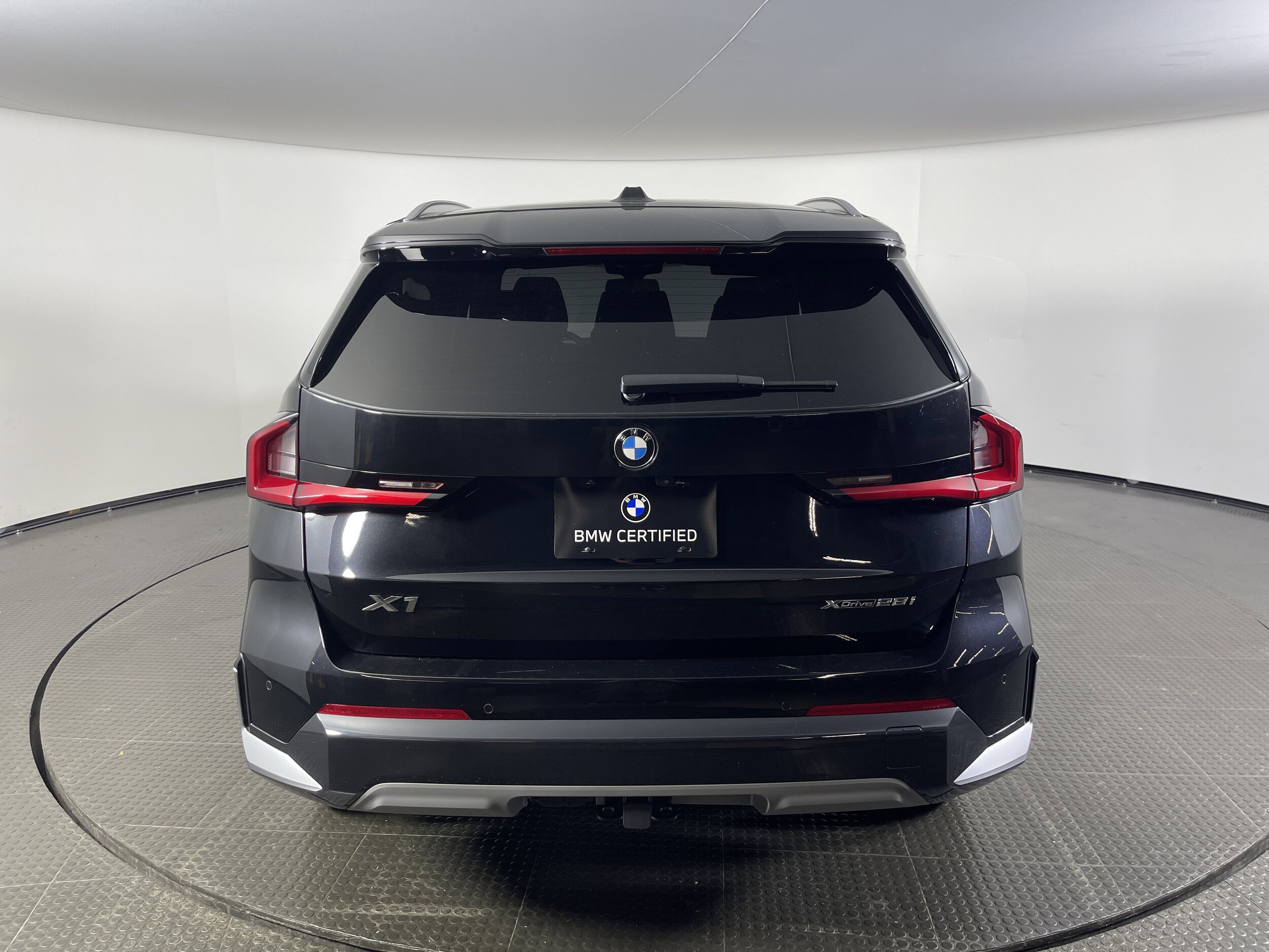 2024 Bmw X1 XDrive28i photo 2