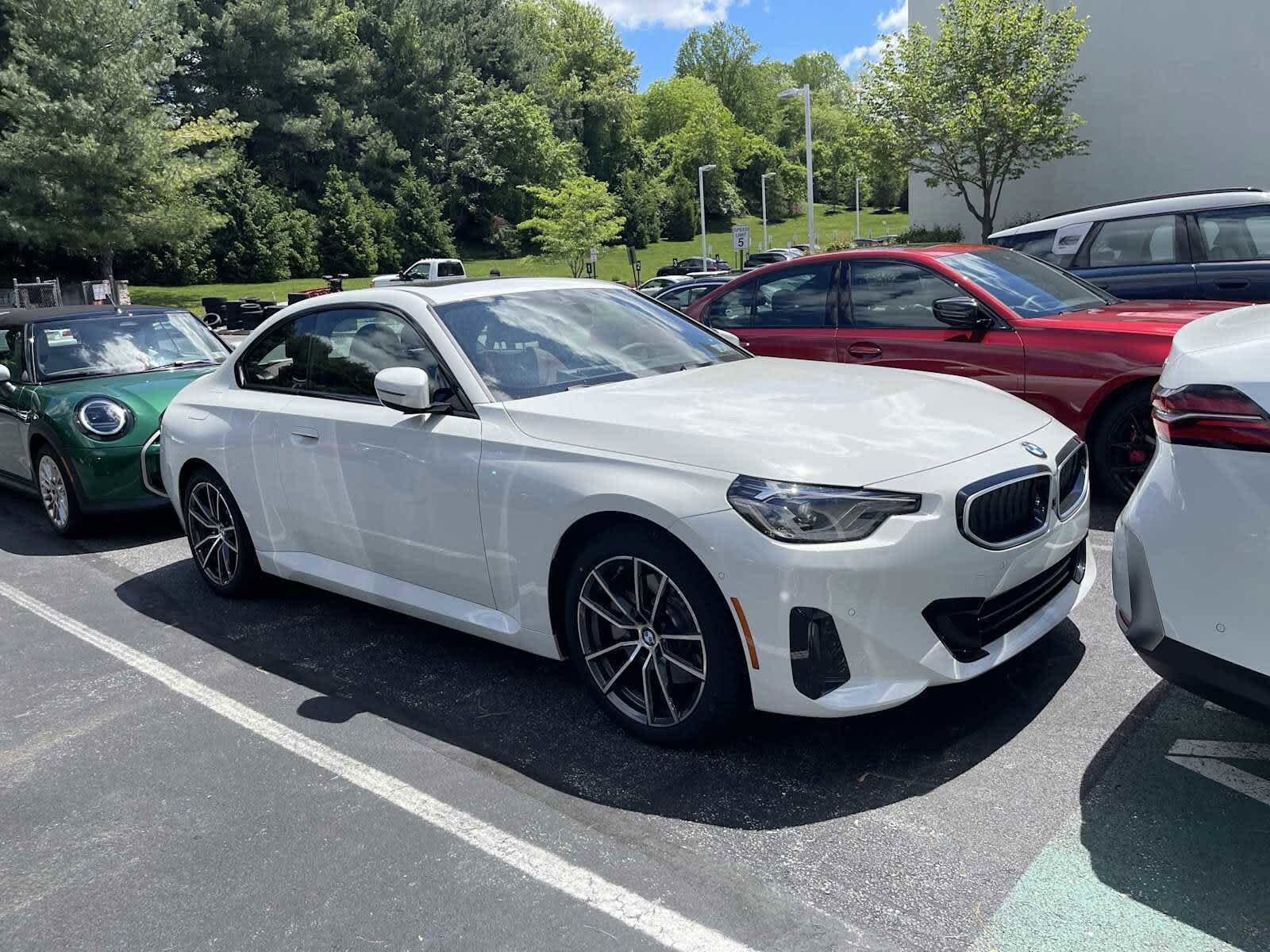 2025 Bmw 230i 230i xDrive photo 2