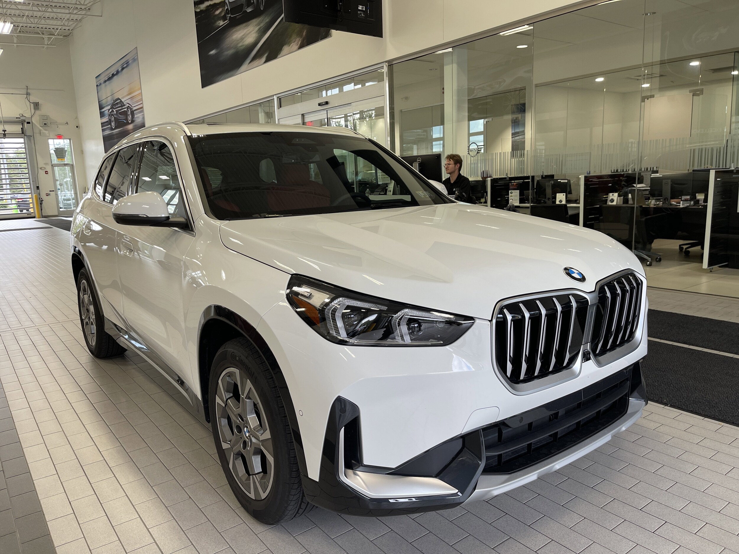 2025 Bmw X1 XDrive28i photo 3