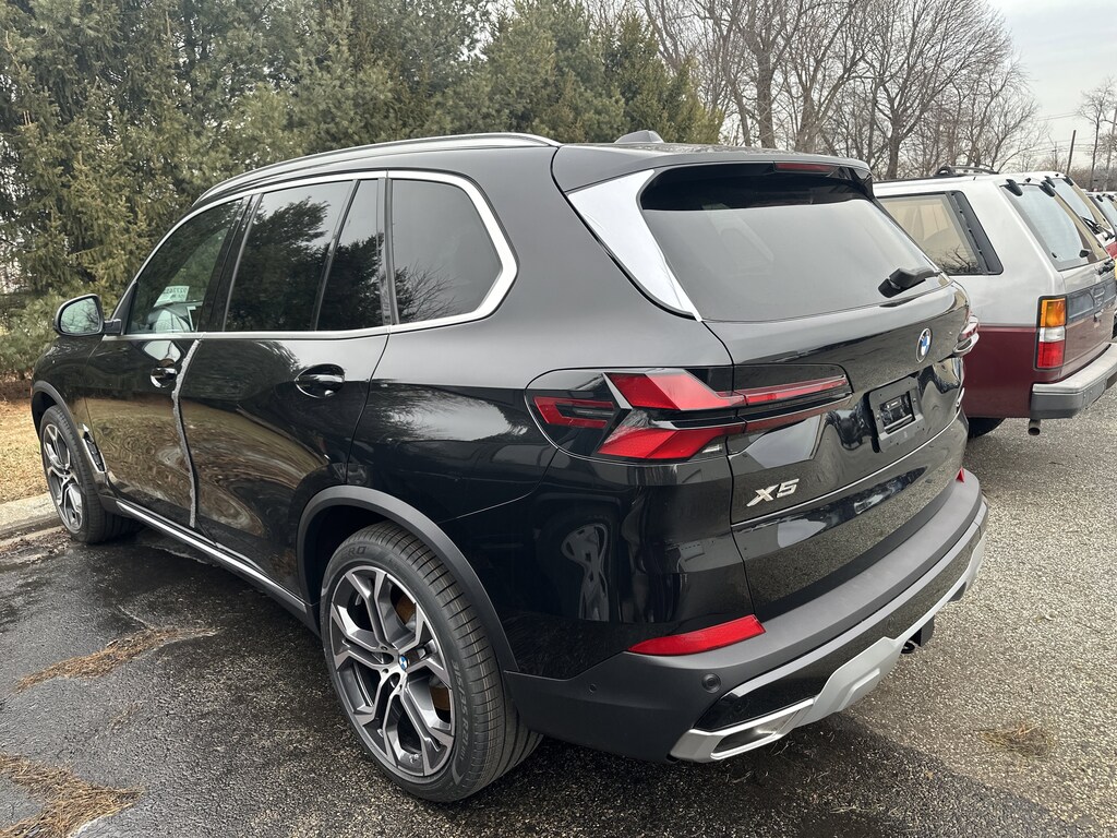 New 2026 BMW X5 xDrive40i SUV