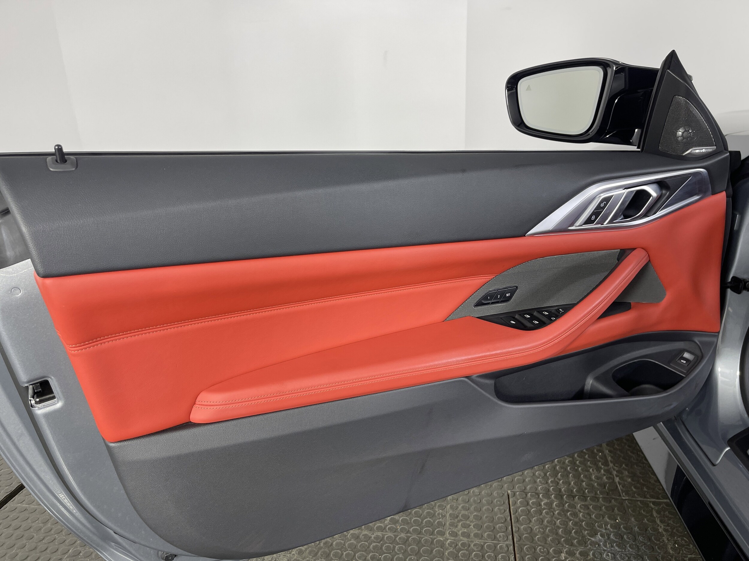 2023 Bmw M4 Convertible photo 4