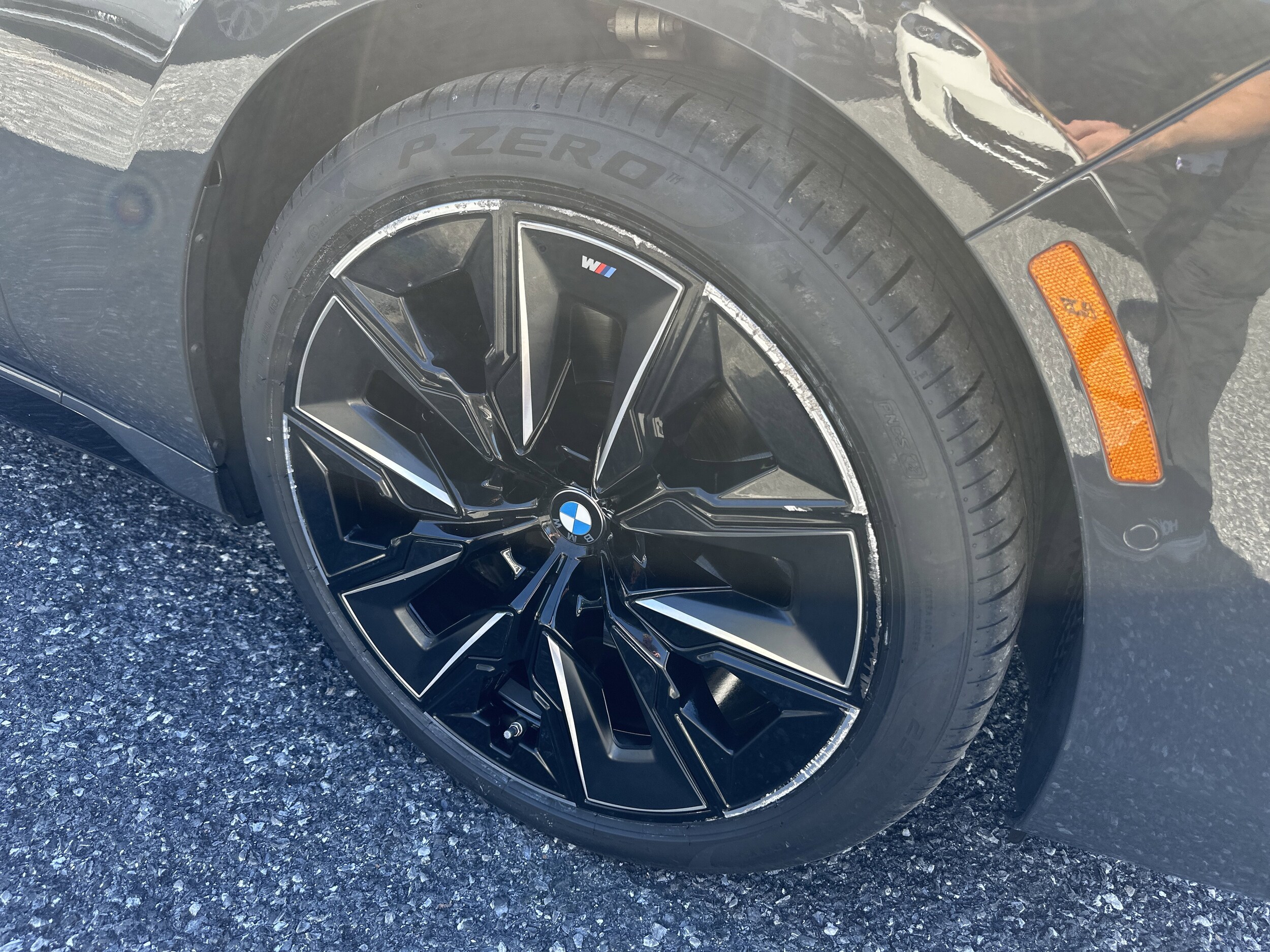 2023 Bmw 760i xDrive photo 2