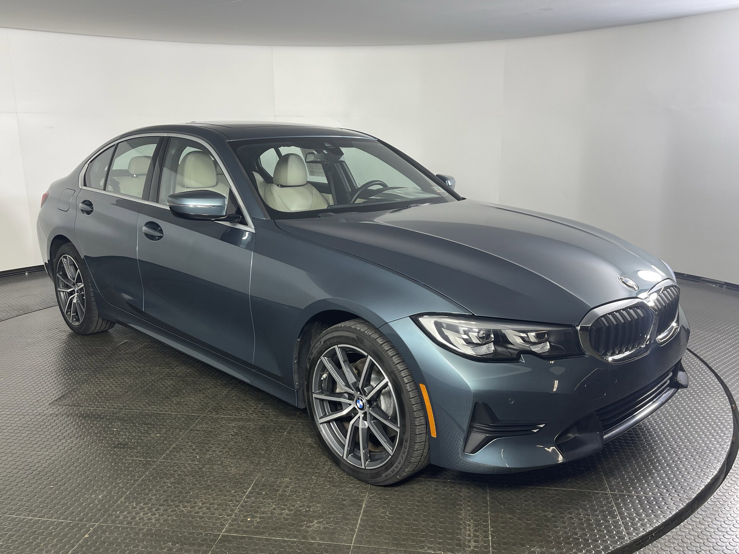 2019 Bmw 330i xDrive photo 3