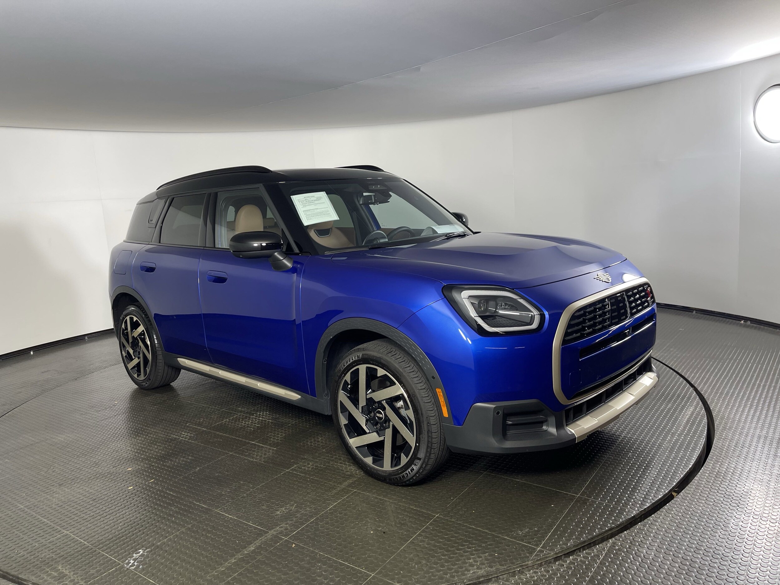 2025 Mini Cooper S ALL4 photo 3