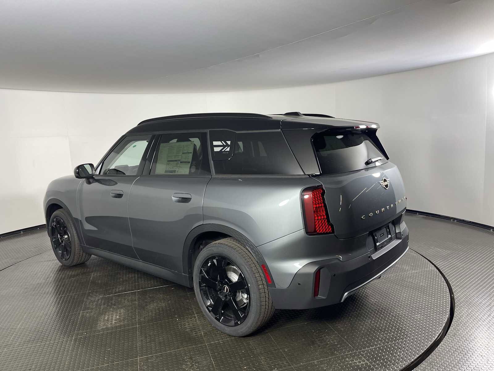 2025 Mini Cooper S ALL4 photo 3