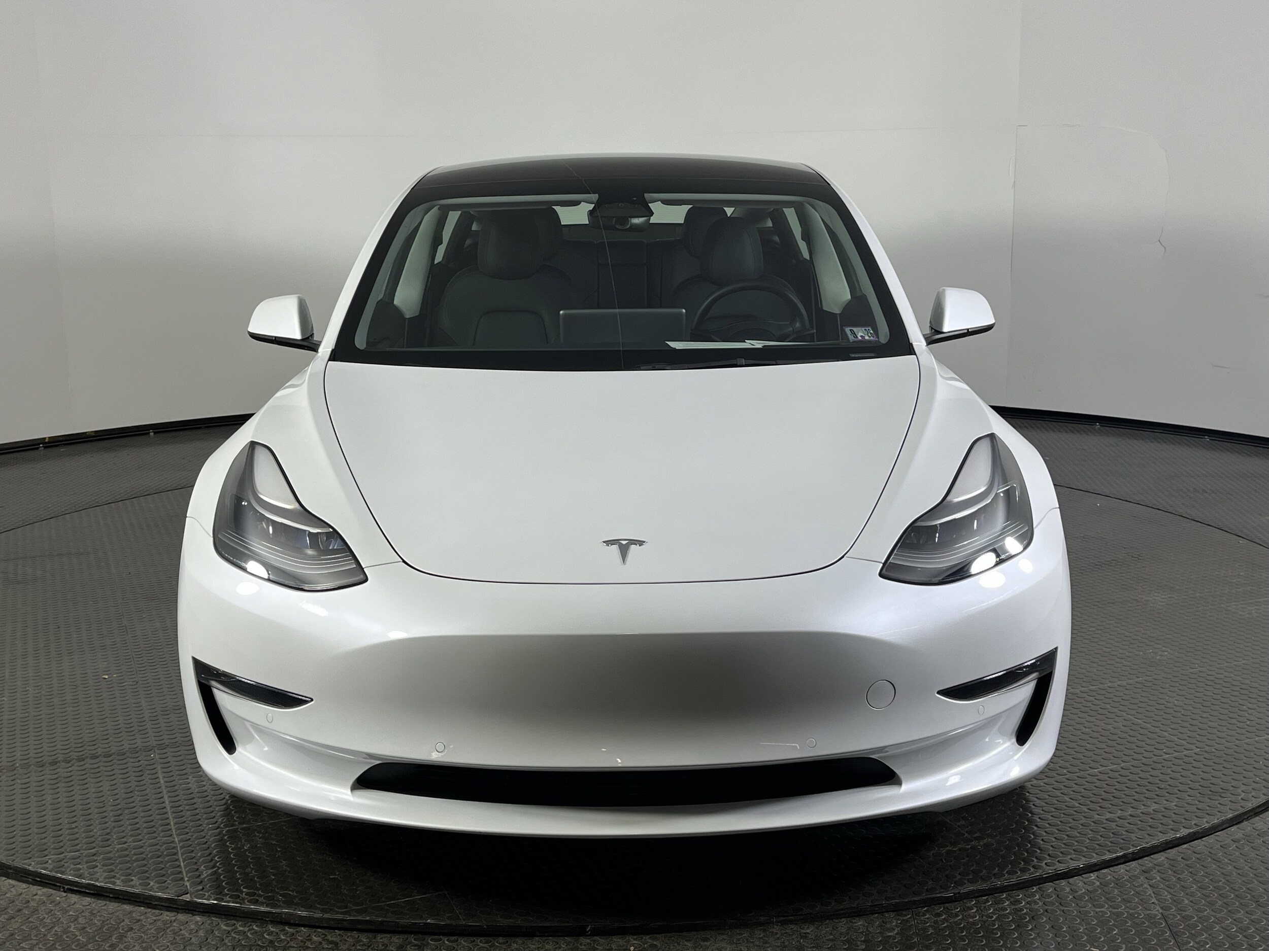 2022 Tesla Model 3 Long Range photo 3