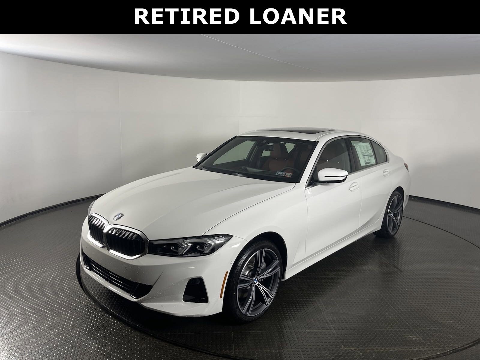 2024 Bmw 330i photo 2