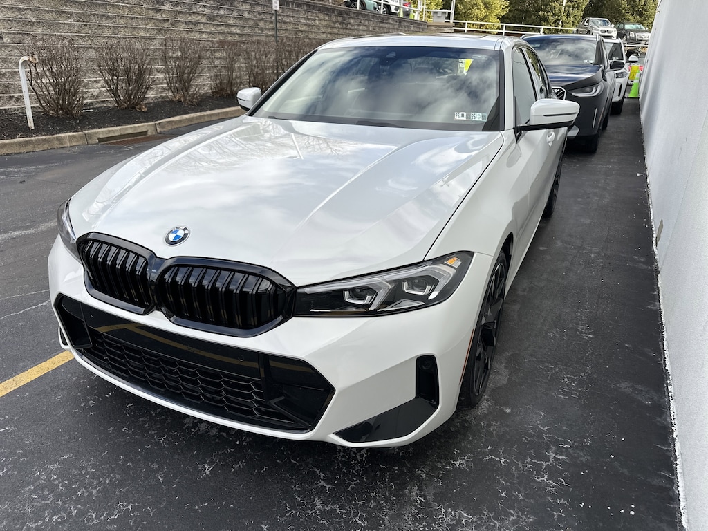 New 2026 BMW 330i xDrive Sedan