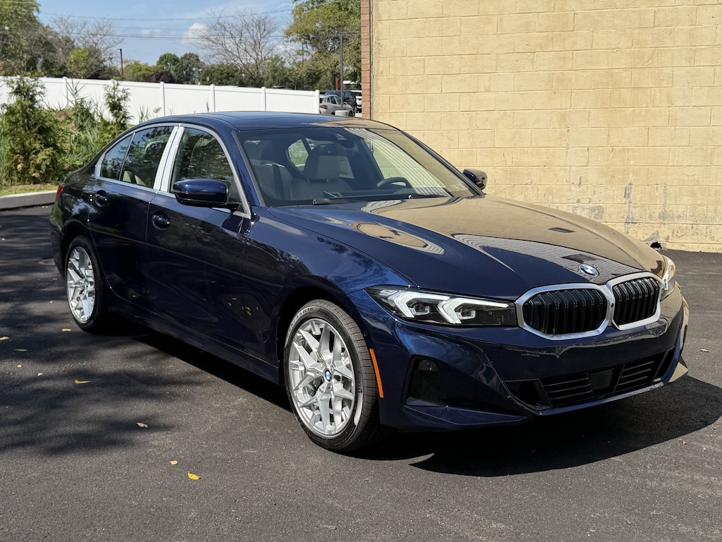 New 2026 BMW 330i xDrive Sedan
