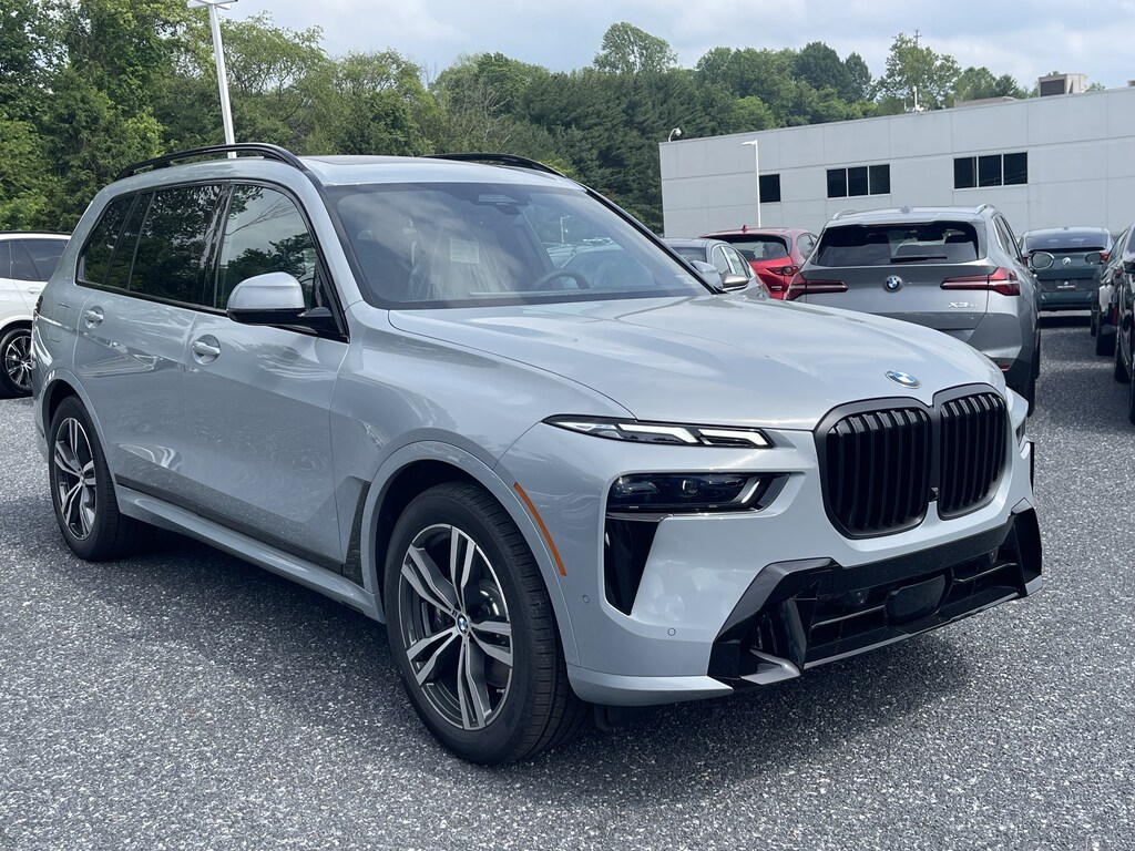 New 2027 BMW X7 xDrive40i SUV
