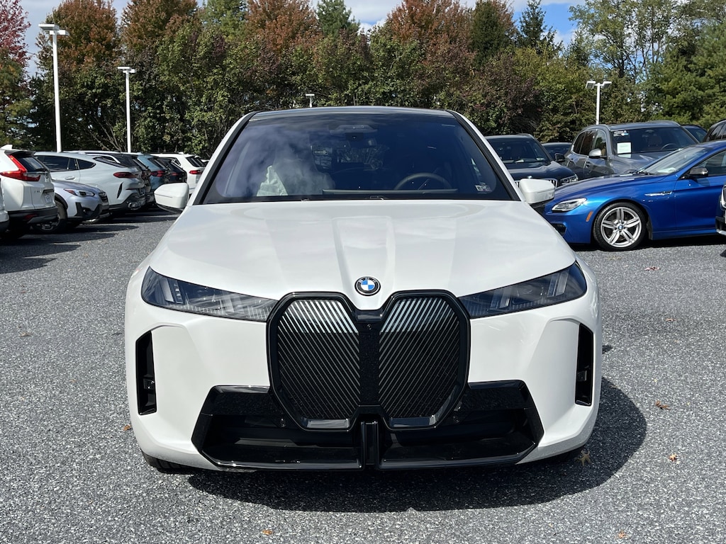 New 2026 BMW iX xDrive60 SUV