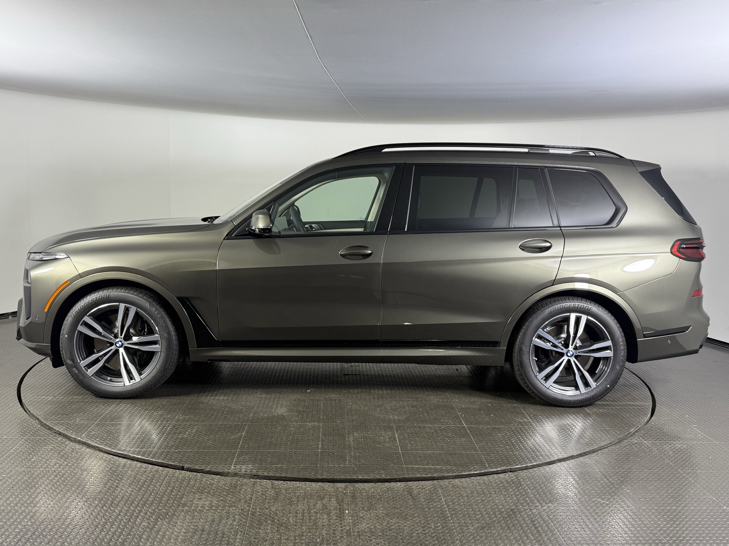2026 Bmw X7 xDrive40i photo 4