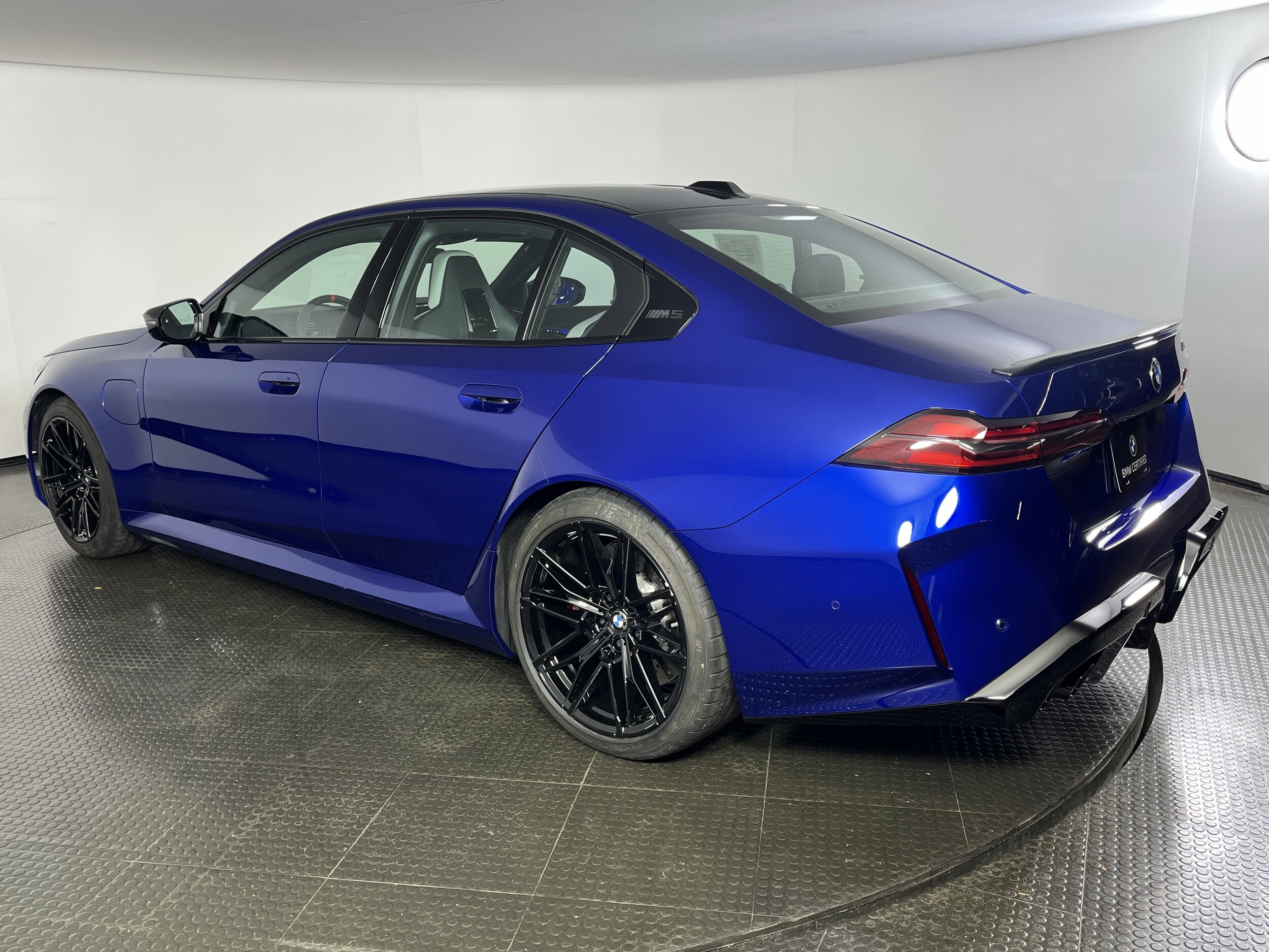 2025 Bmw M5 5 photo 3