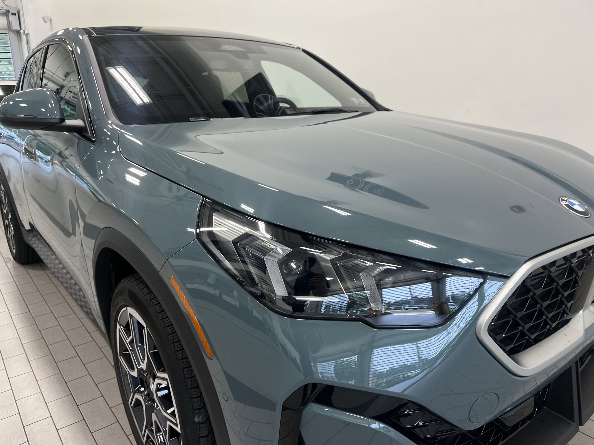 2025 Bmw X2 xDrive28i photo 3