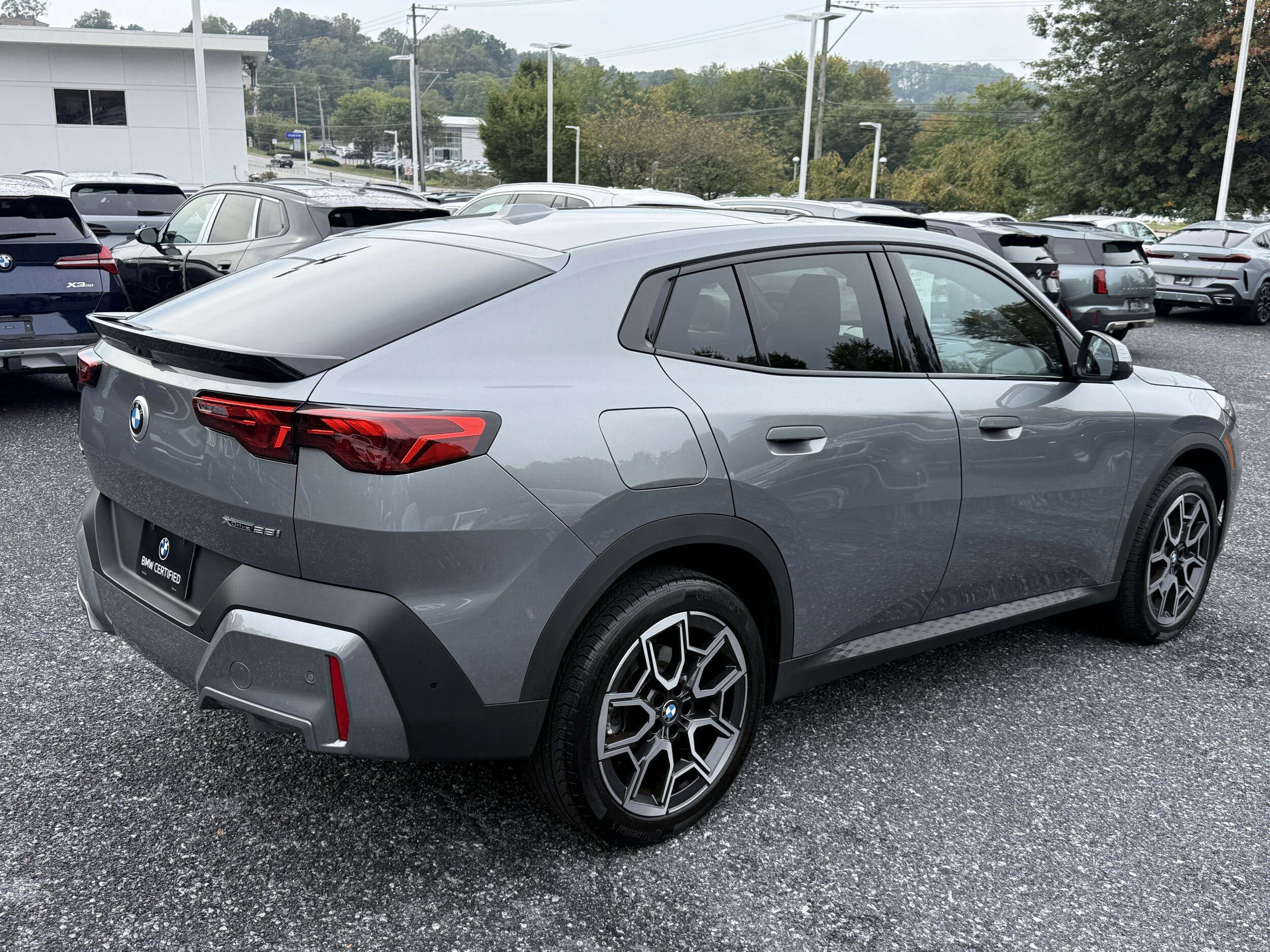 2025 Bmw X2 xDrive28i photo 2