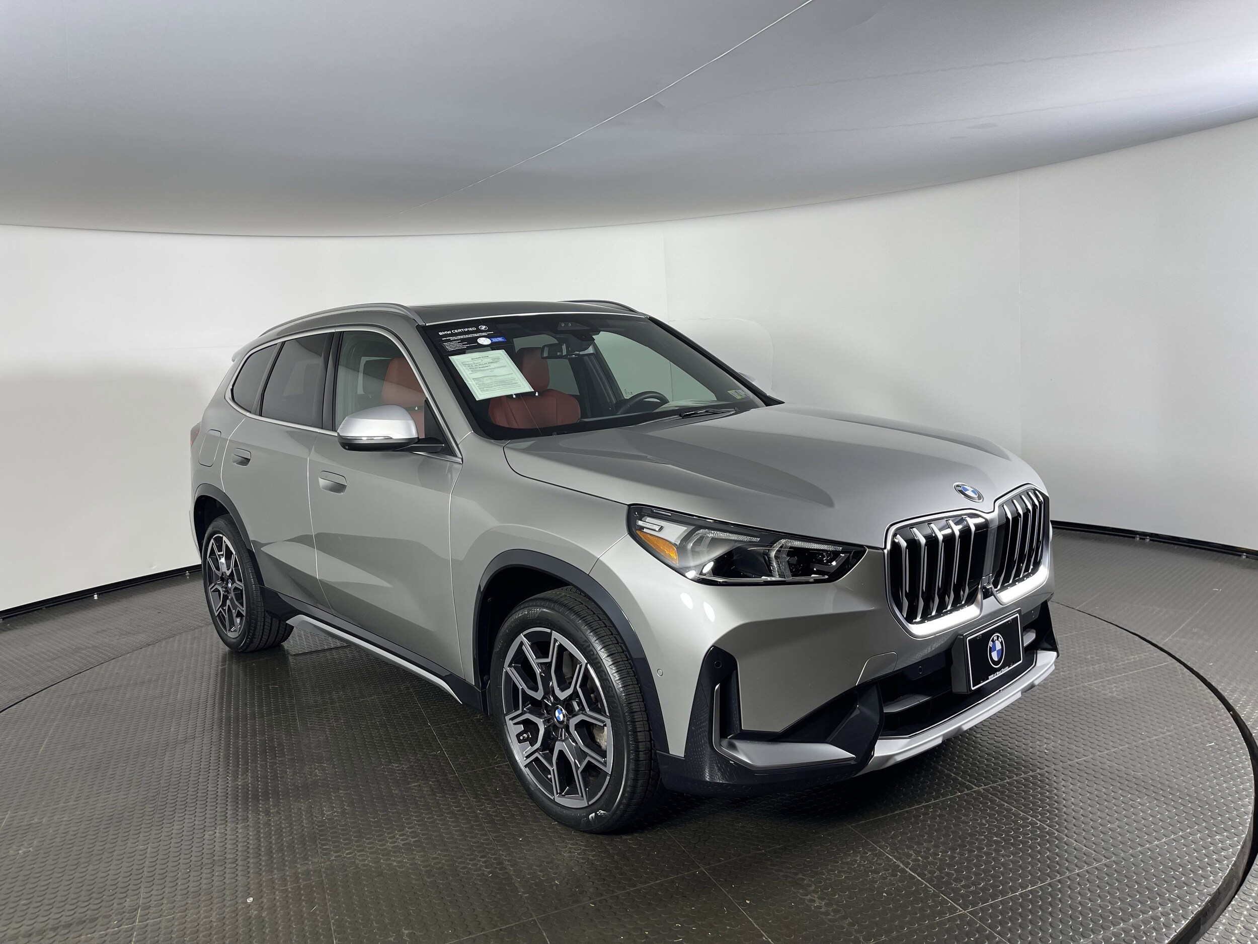 2024 Bmw X1 XDrive28i photo 2