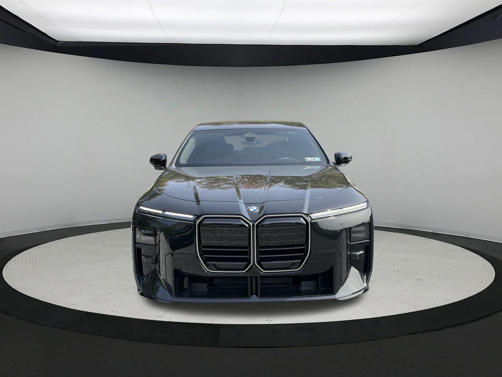 New 2027 BMW 740i xDrive Sedan