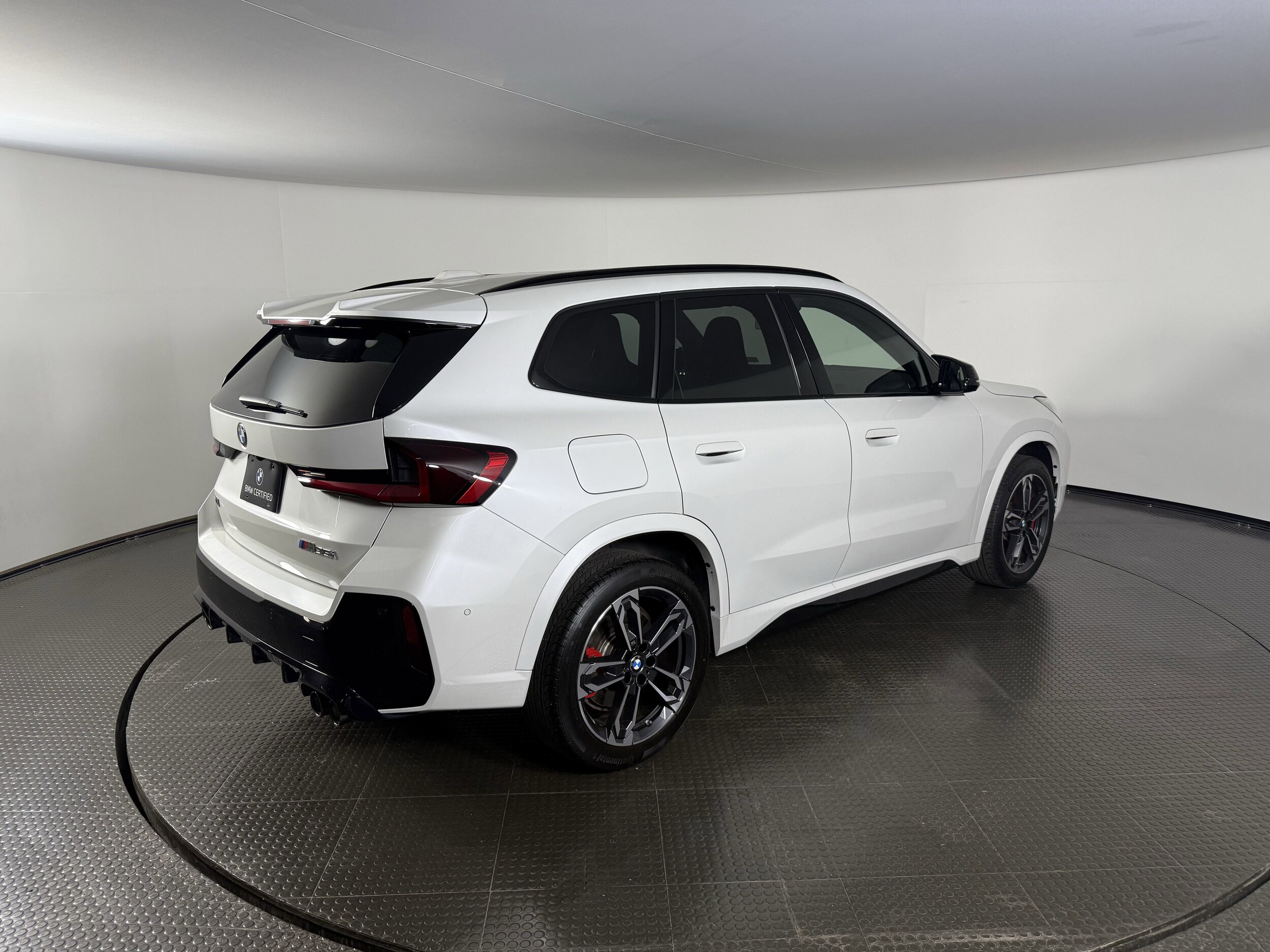 2024 Bmw X1 M35i photo 4
