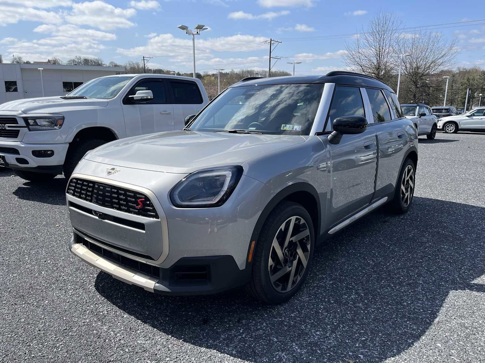 2025 Mini Cooper S ALL4 photo 2