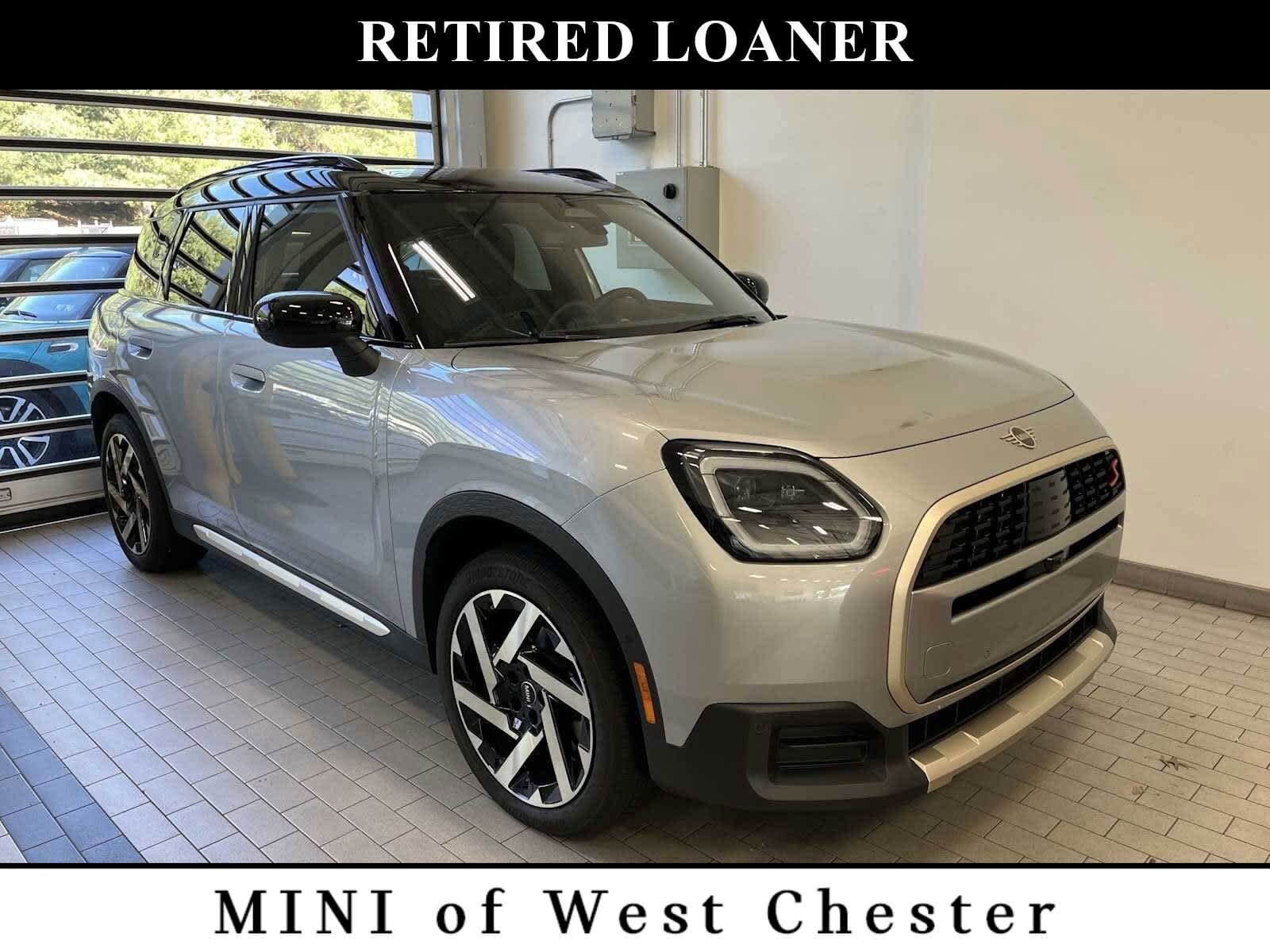 2025 Mini Cooper S ALL4 photo 2