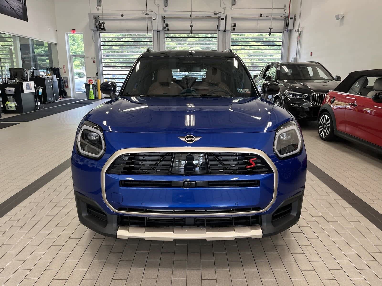 2025 Mini Cooper S ALL4 photo 4