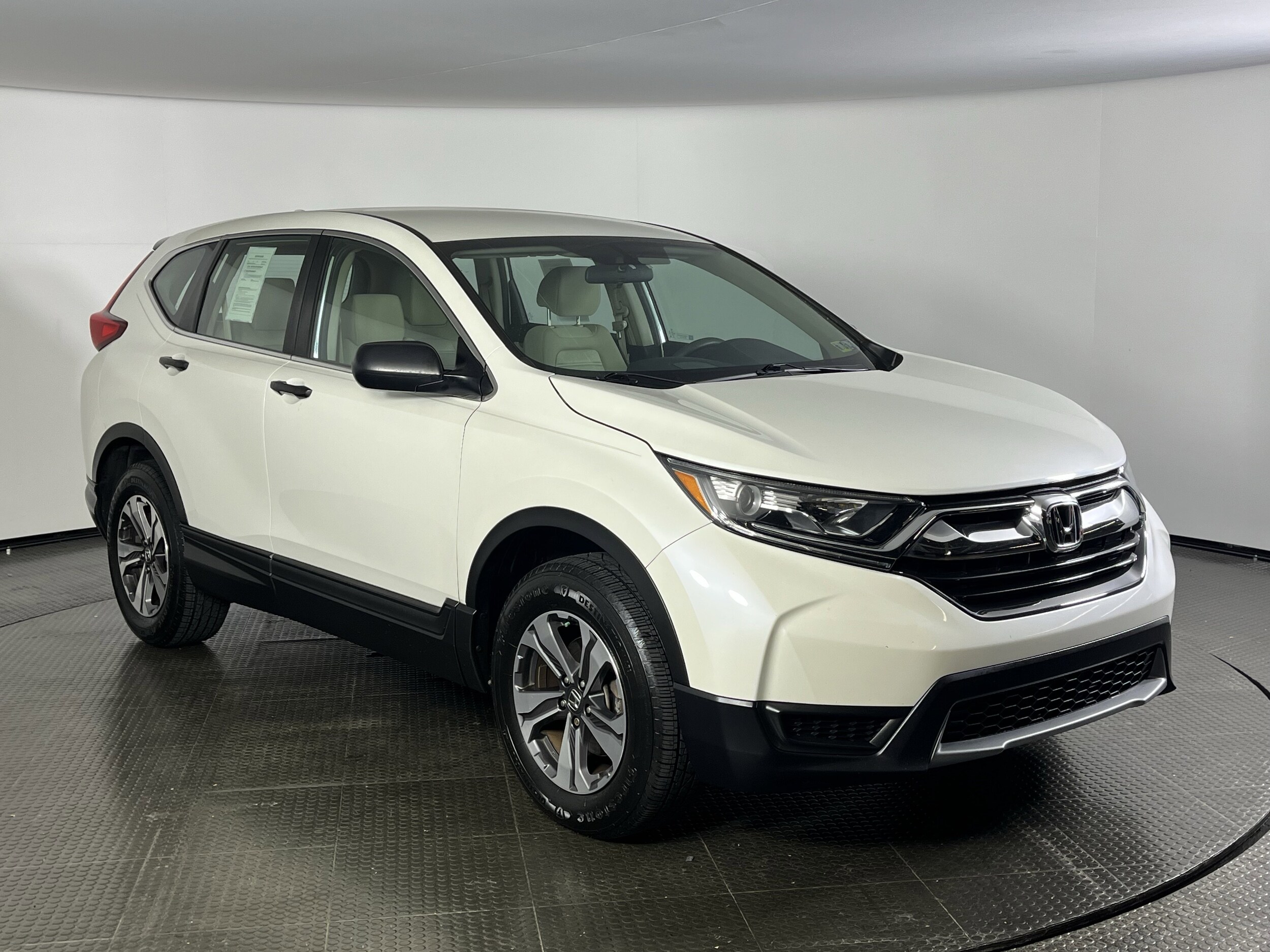 2018 Honda CR-V LX photo 2